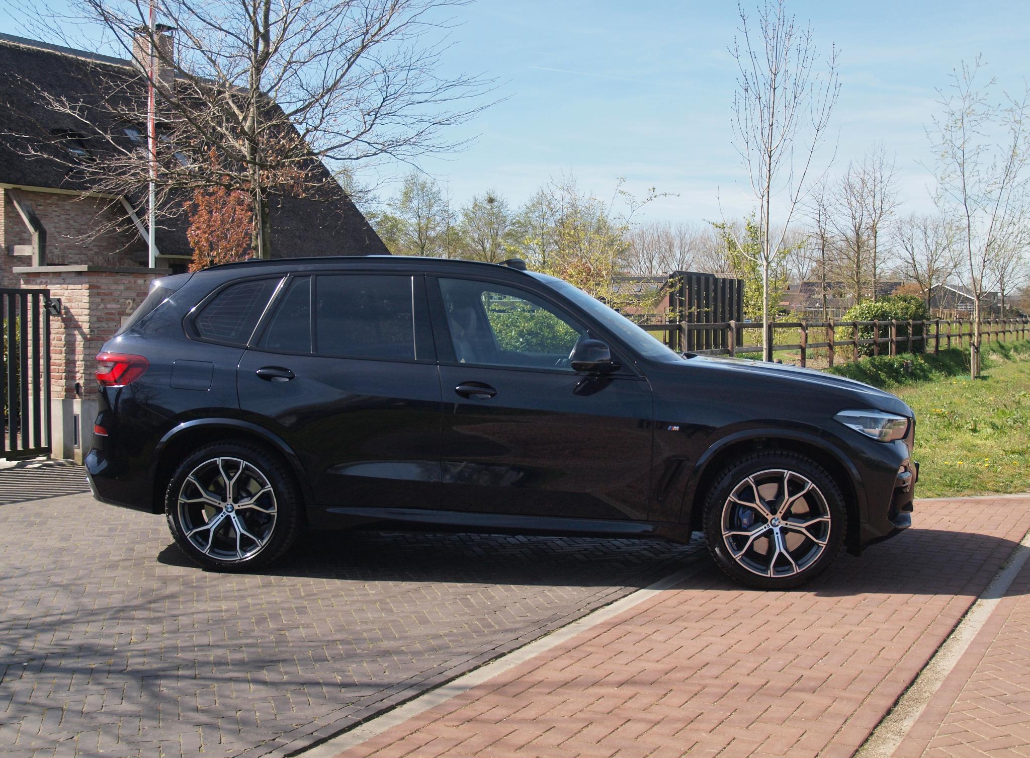 Foto van BMW X5 Xdrive45e