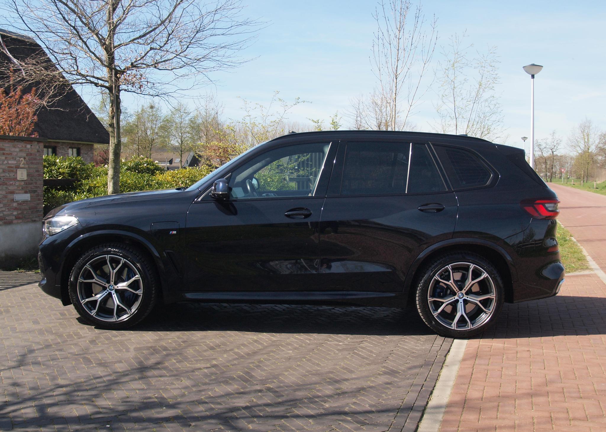 Foto van BMW X5 Xdrive45e