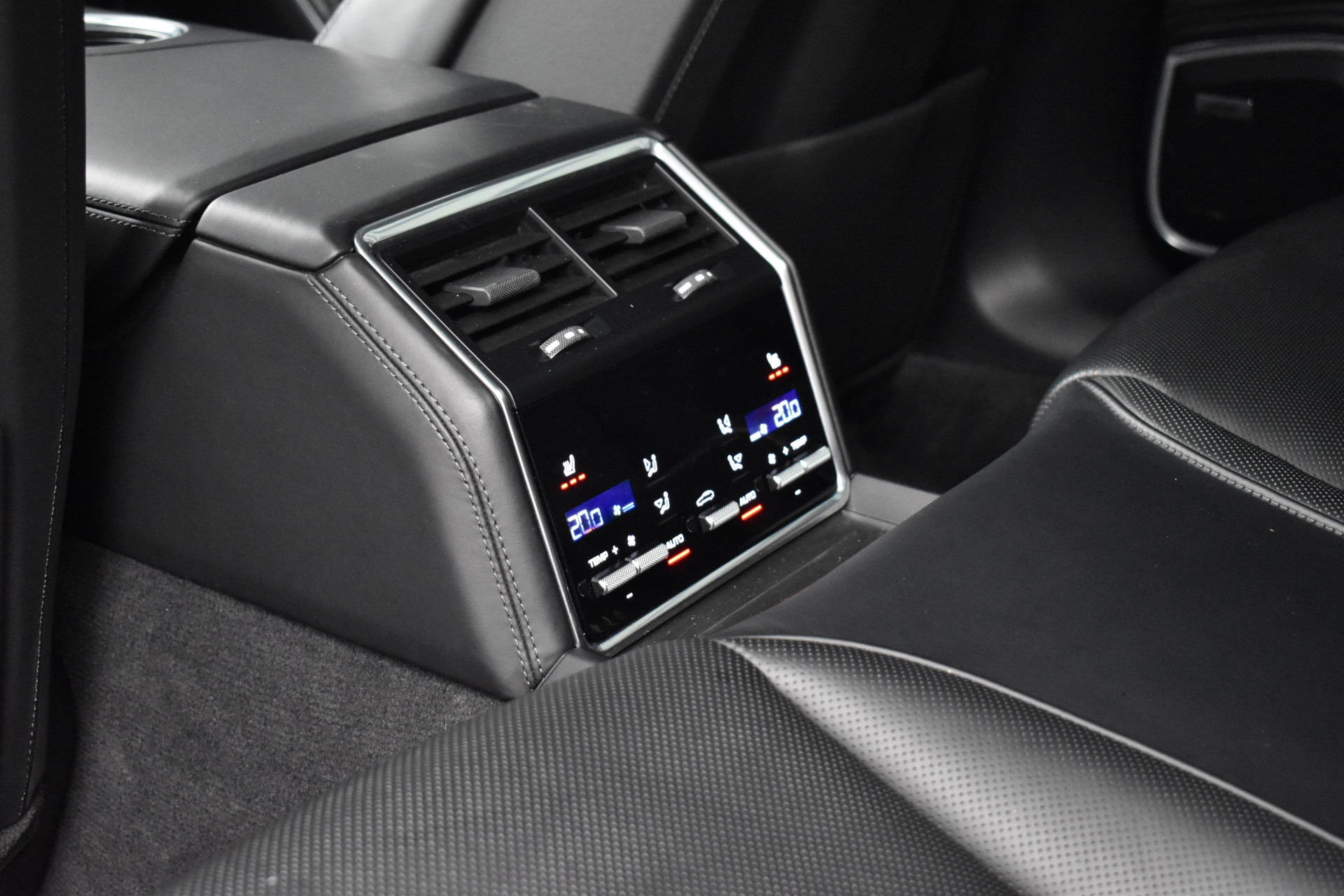 Foto van Porsche Panamera Sport Turismo