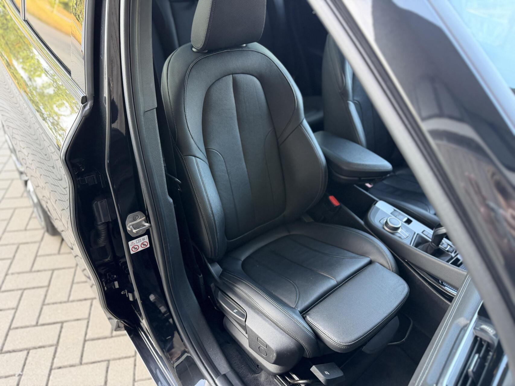 Foto van BMW X1 Sdrive20i