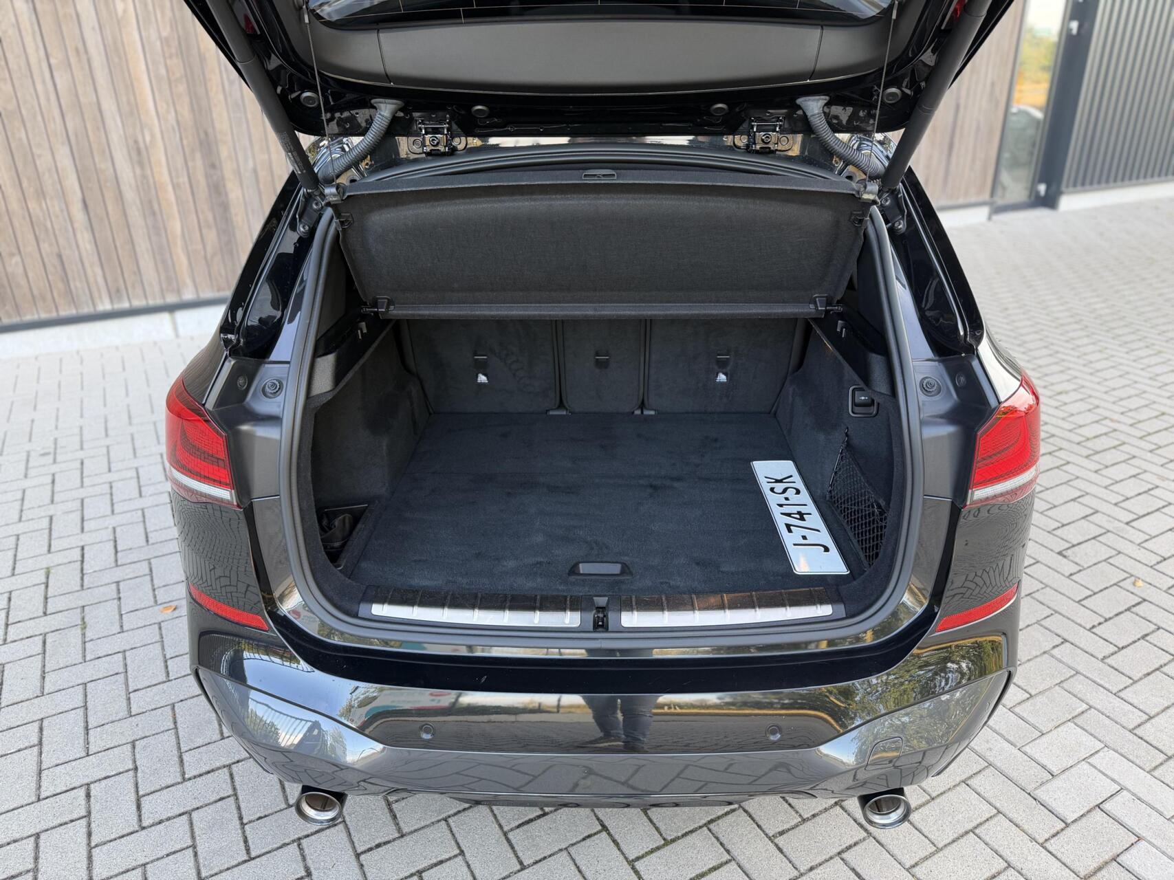Foto van BMW X1 Sdrive20i