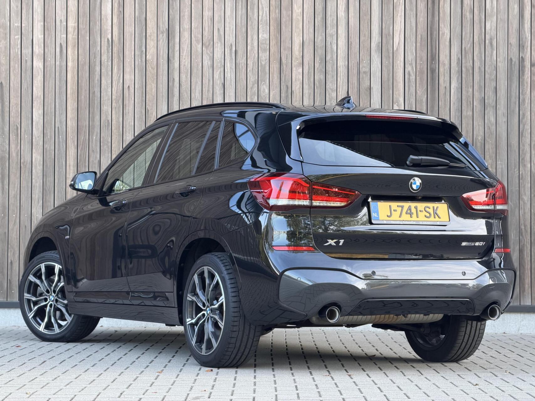 Foto van BMW X1 Sdrive20i