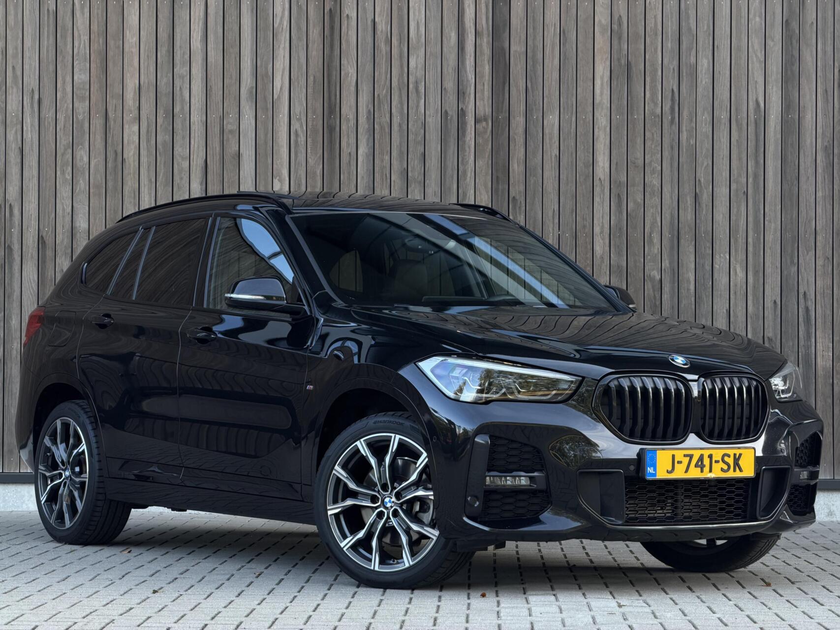 Foto van BMW X1 Sdrive20i