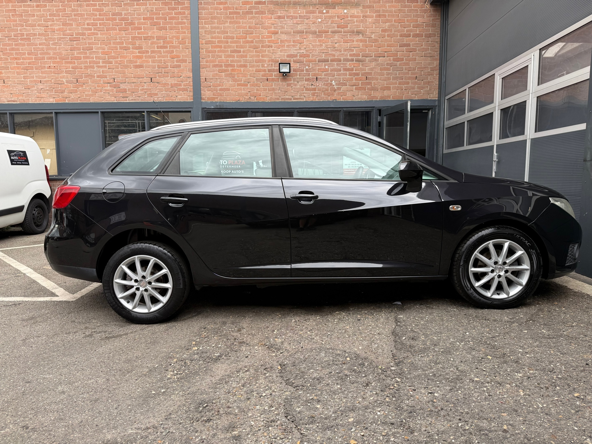 Foto van Seat Ibiza ST