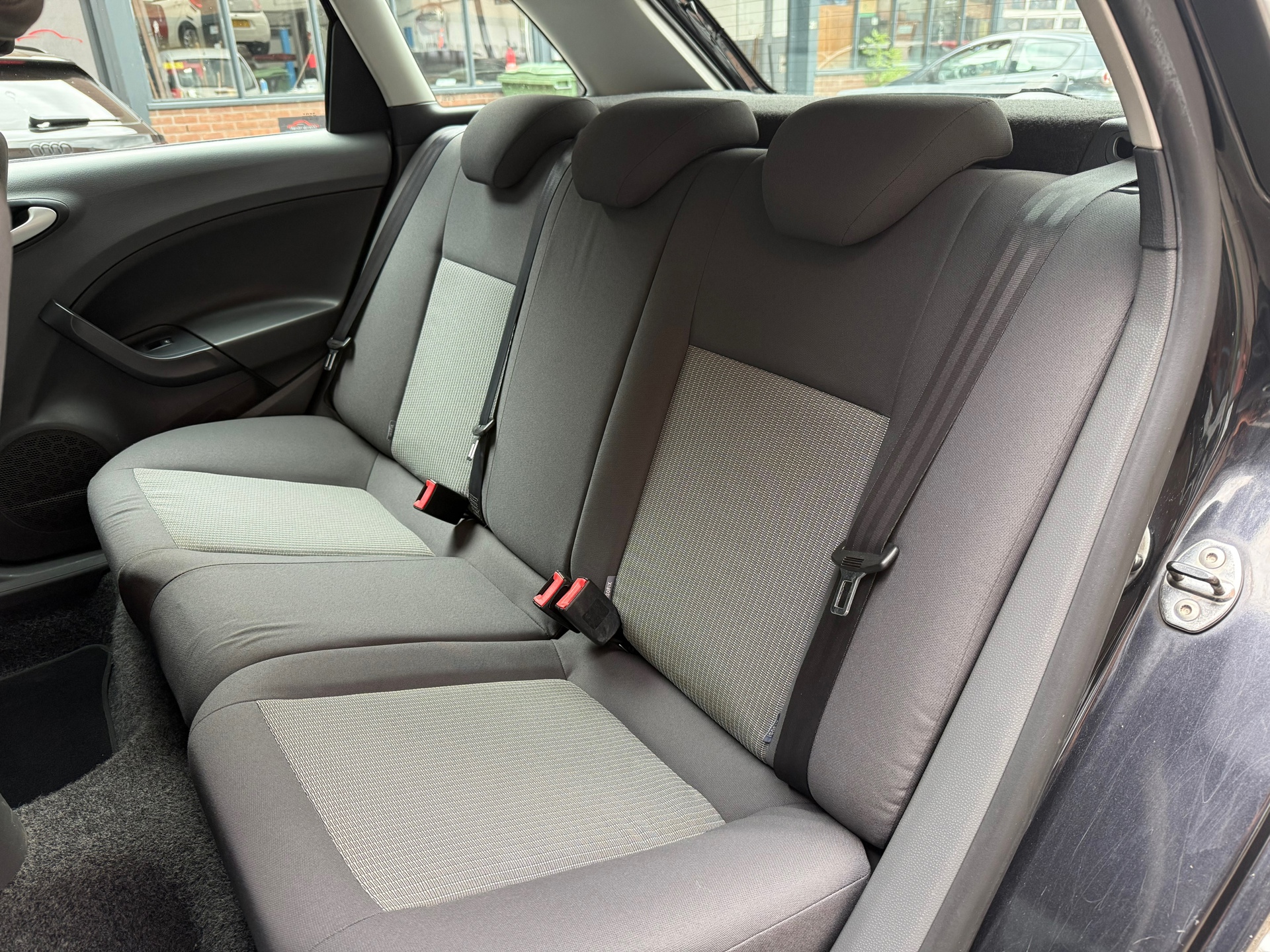 Foto van Seat Ibiza ST
