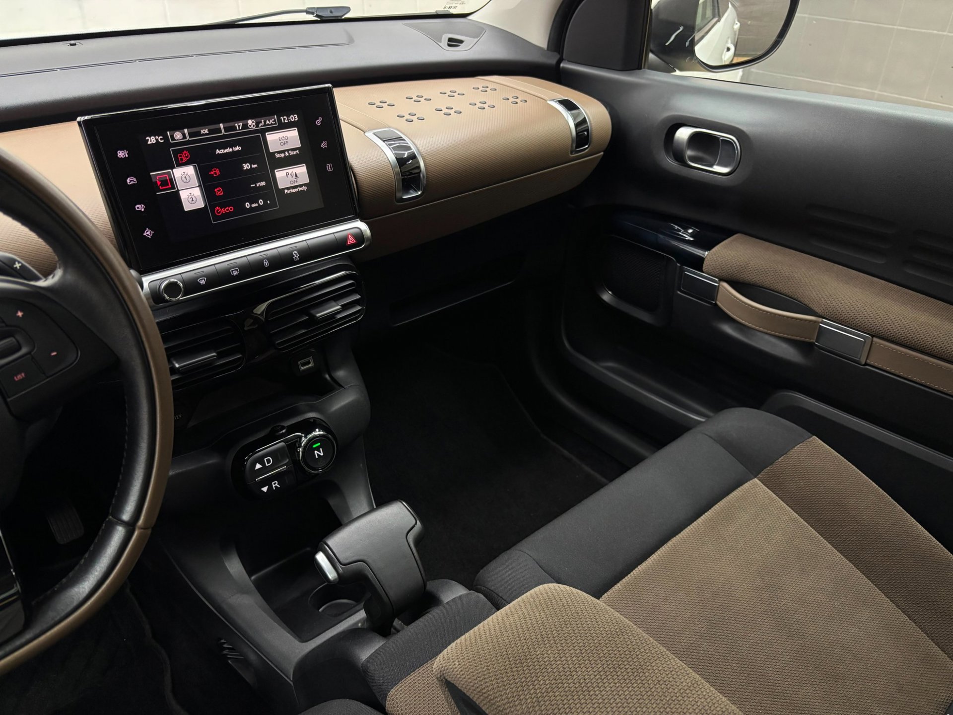 Foto van Citroen C4 Cactus