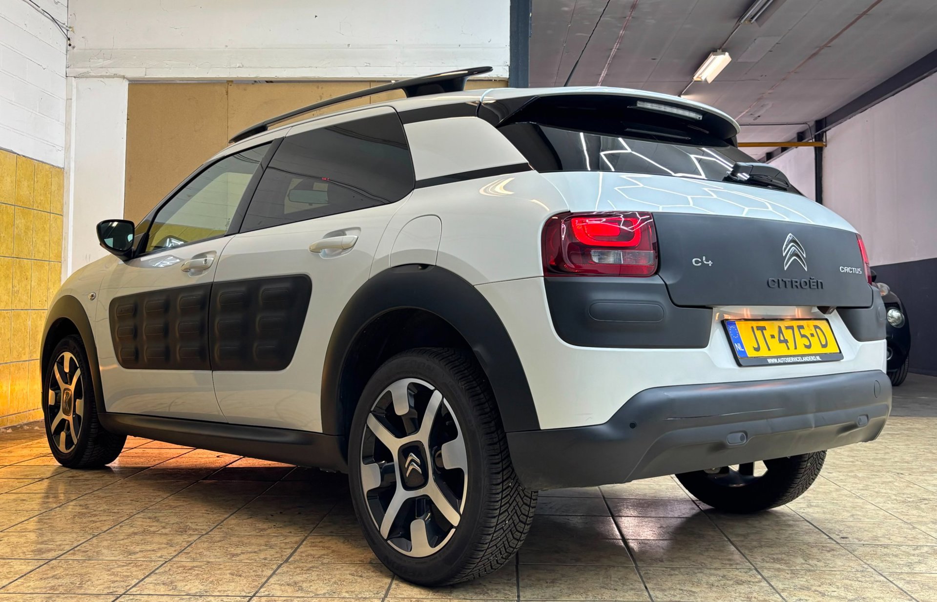 Foto van Citroen C4 Cactus