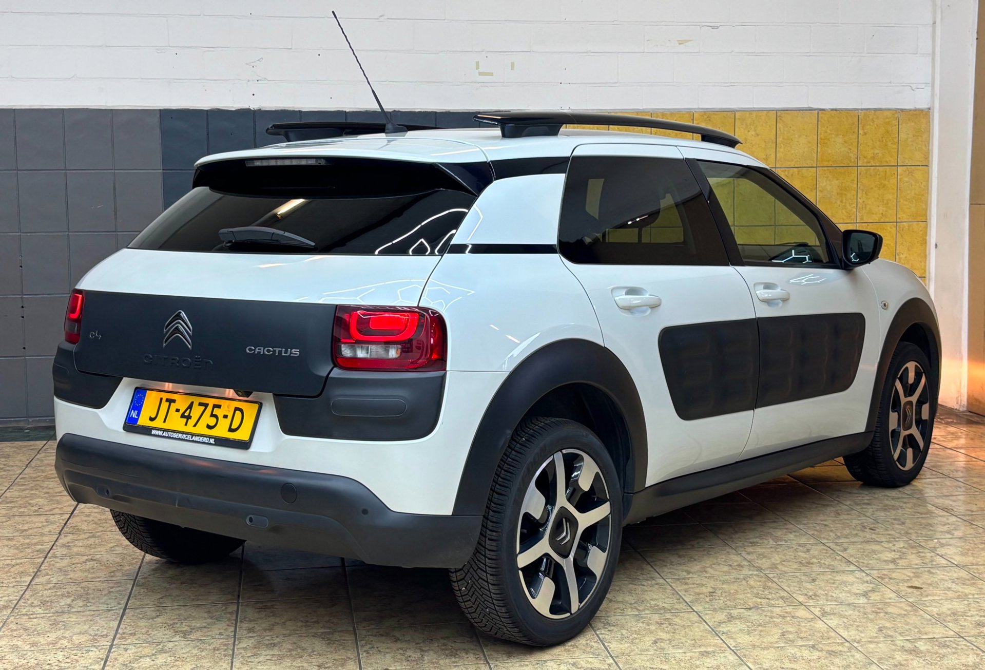 Foto van Citroen C4 Cactus