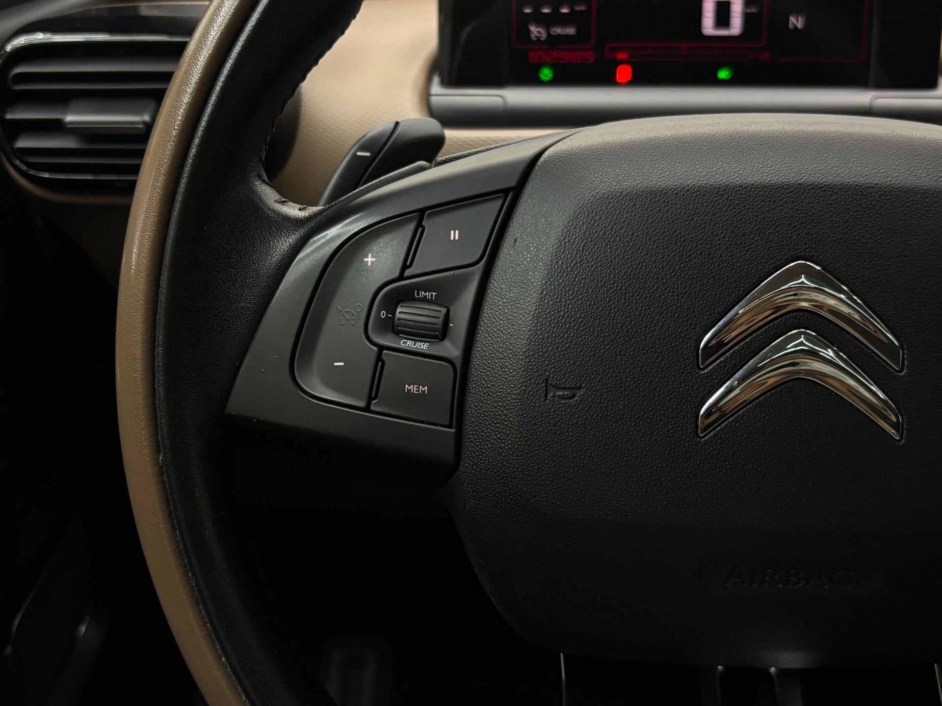 Foto van Citroen C4 Cactus
