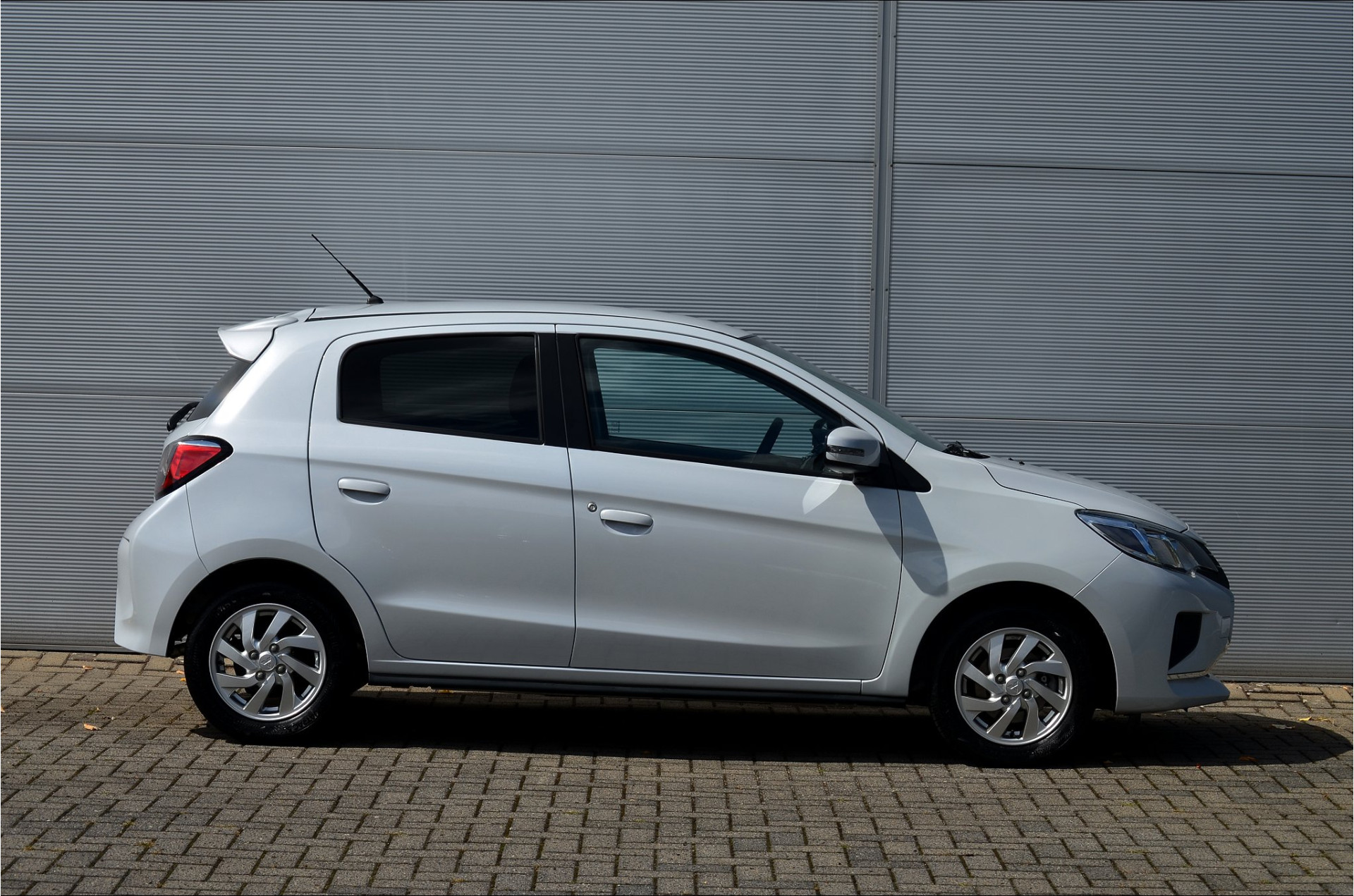 Foto van Mitsubishi Mitsubishi Space Star