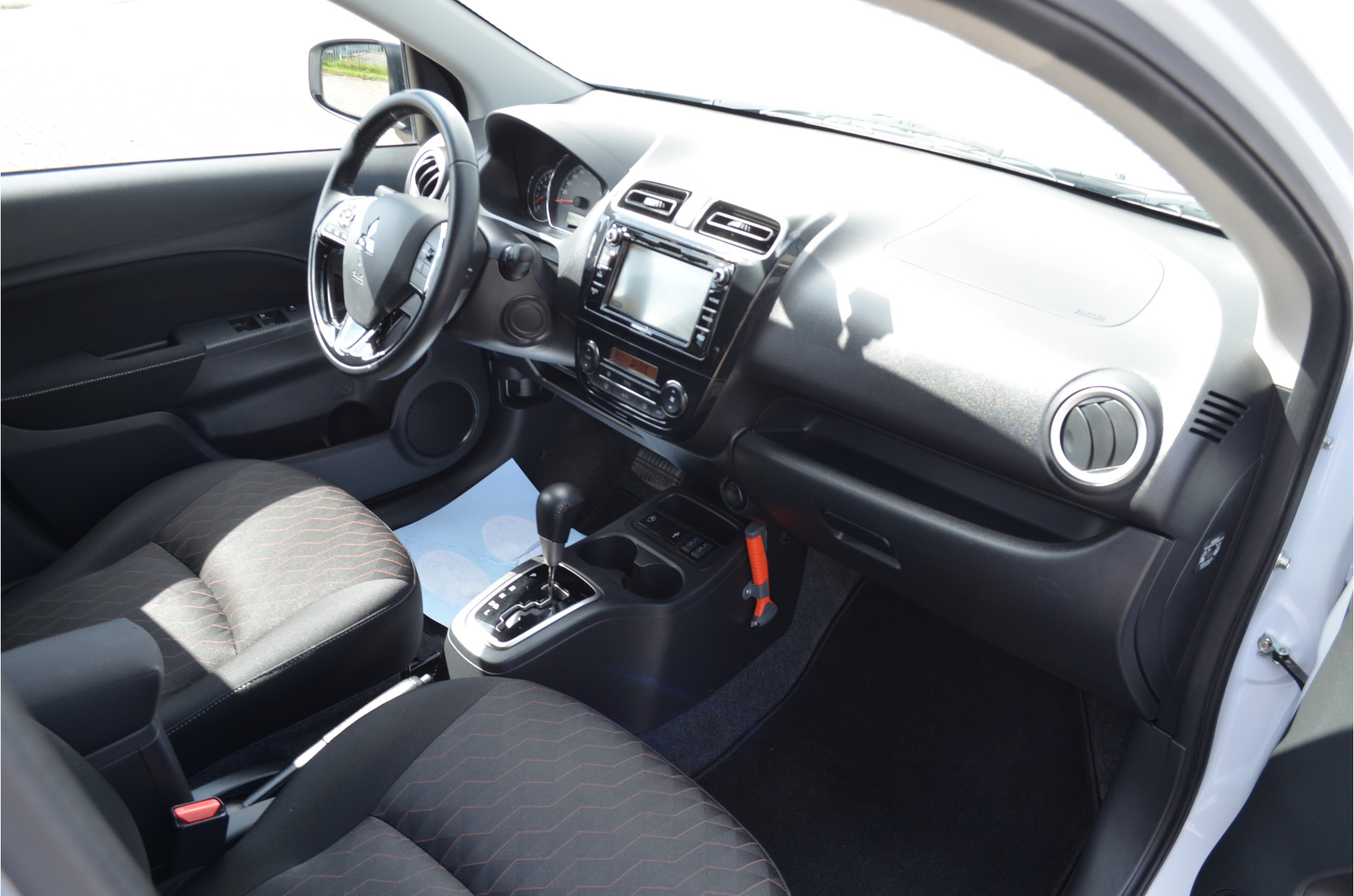 Foto van Mitsubishi Mitsubishi Space Star