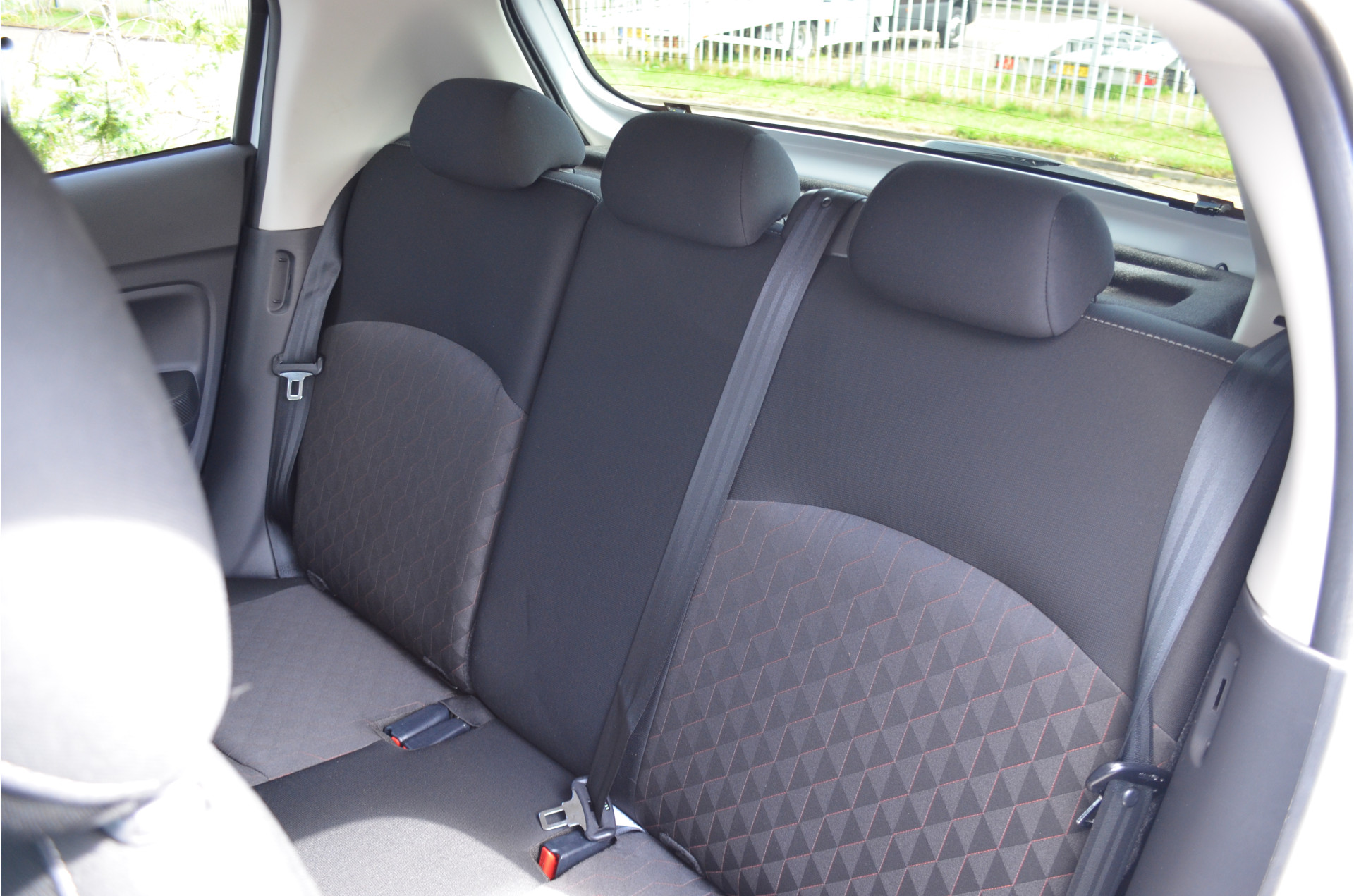 Foto van Mitsubishi Mitsubishi Space Star