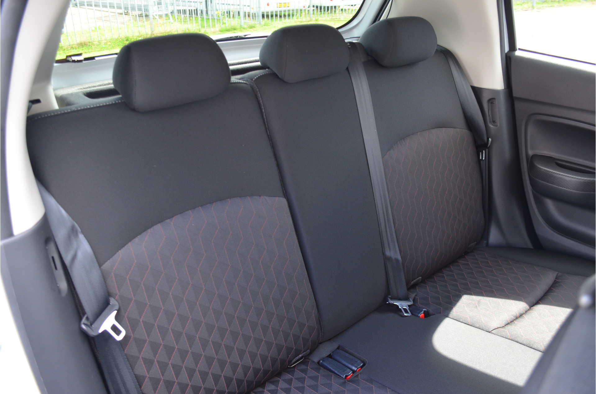 Foto van Mitsubishi Mitsubishi Space Star