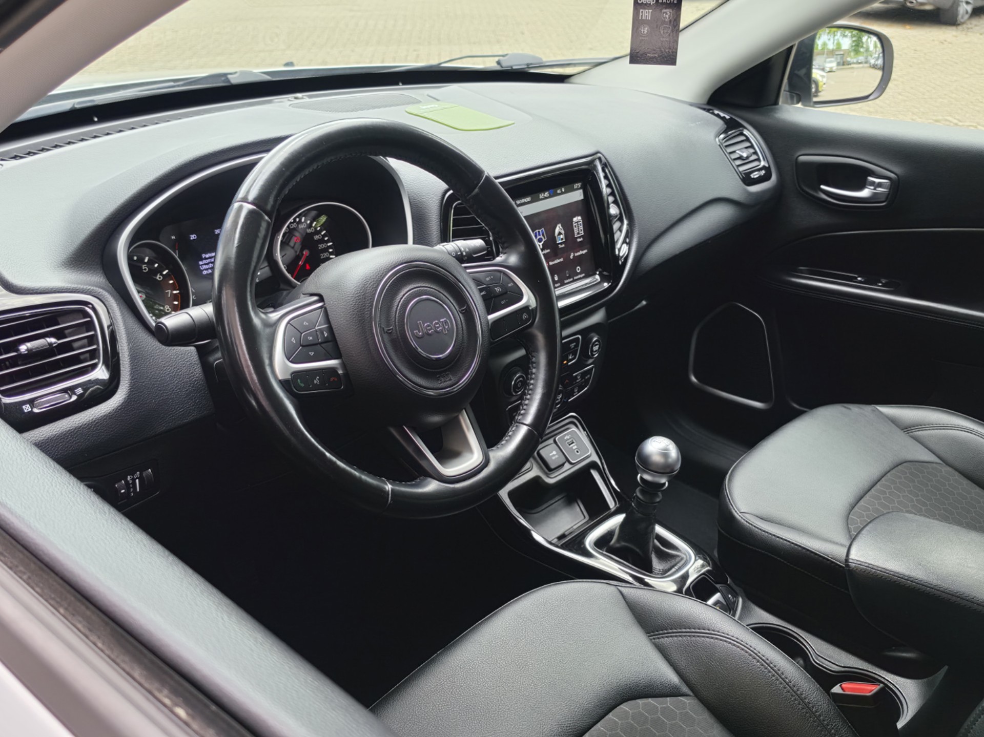 Foto van Jeep Compass