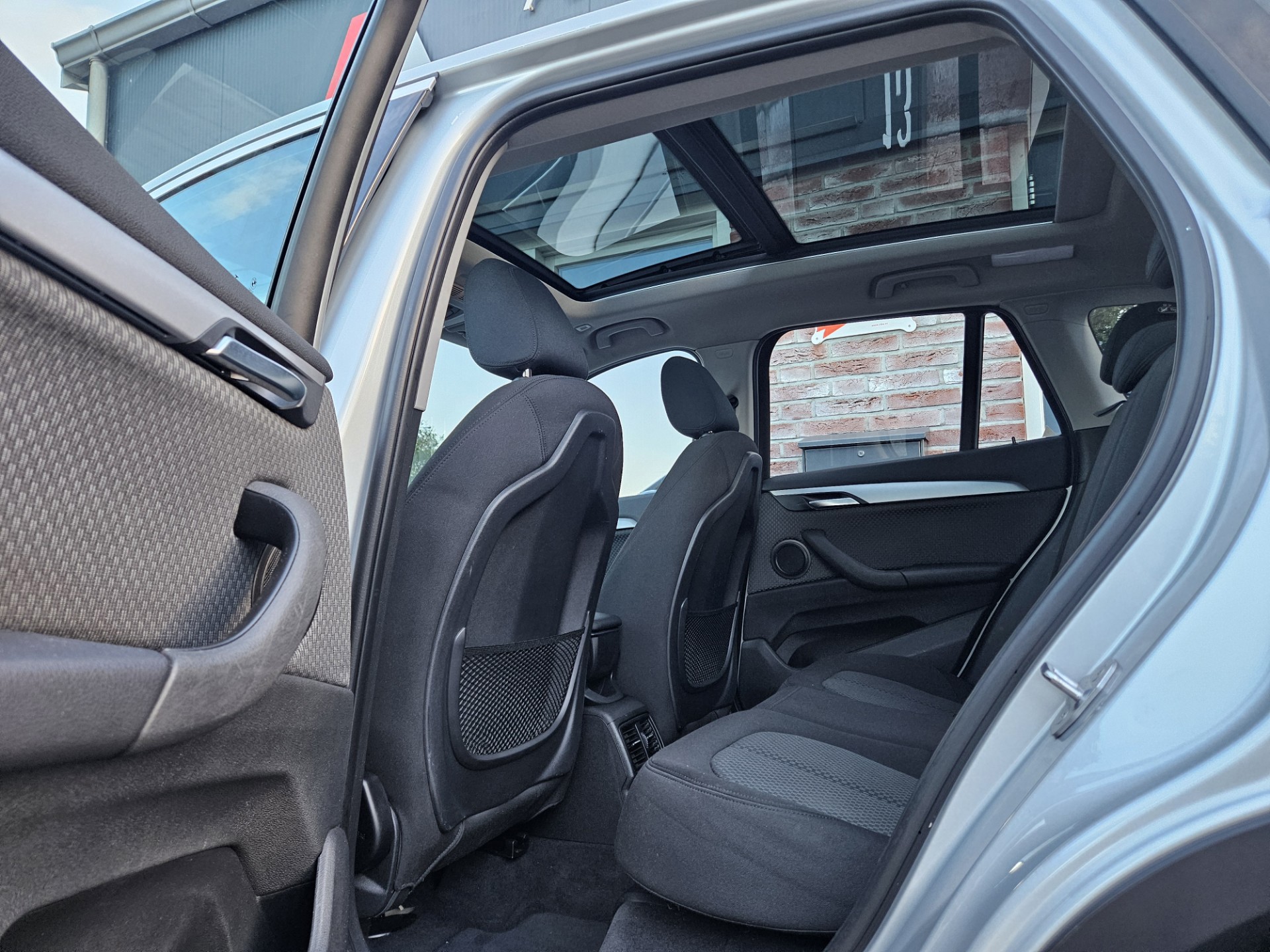 Foto van BMW X1 Xdrive20i