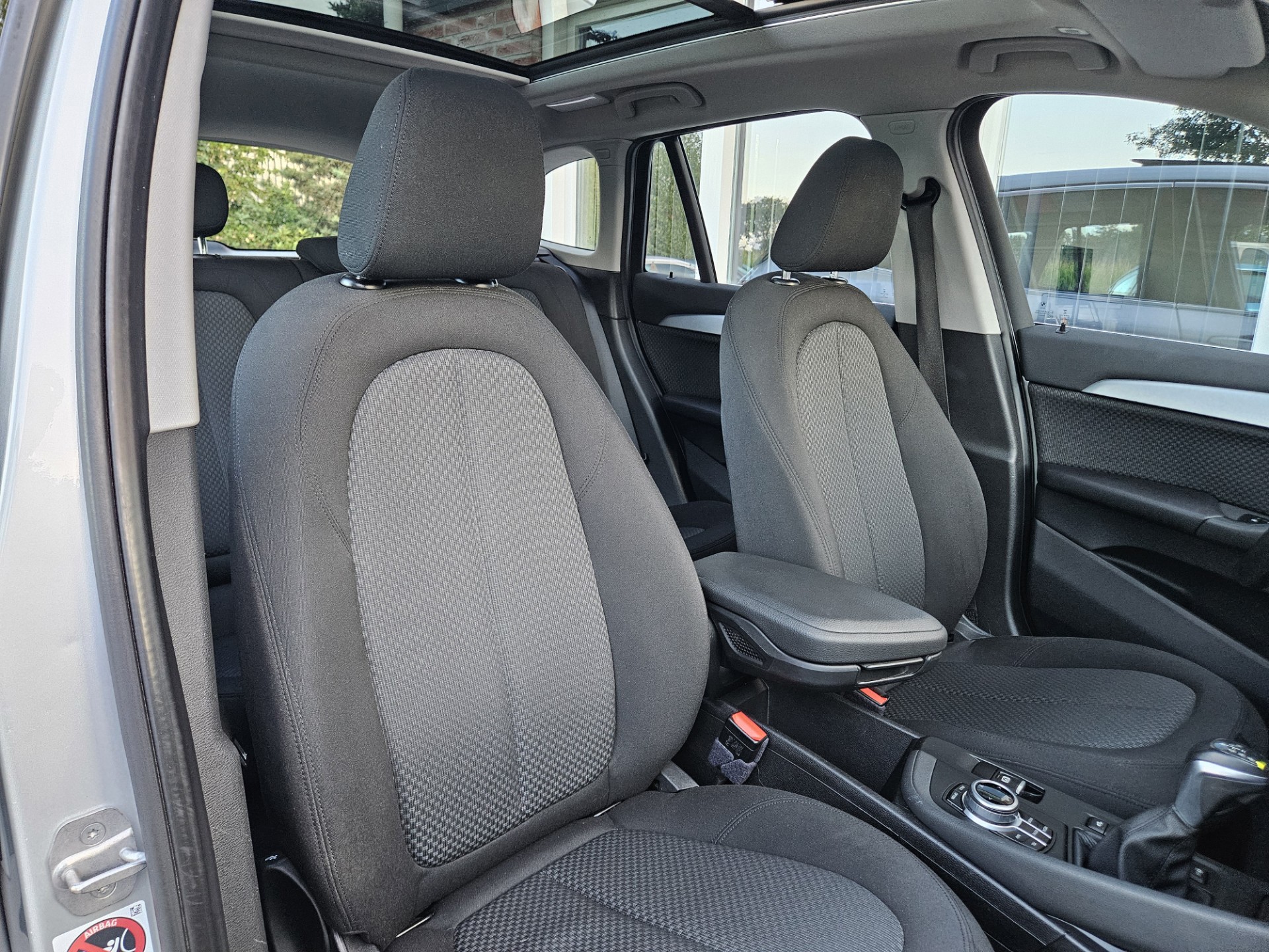 Foto van BMW X1 Xdrive20i