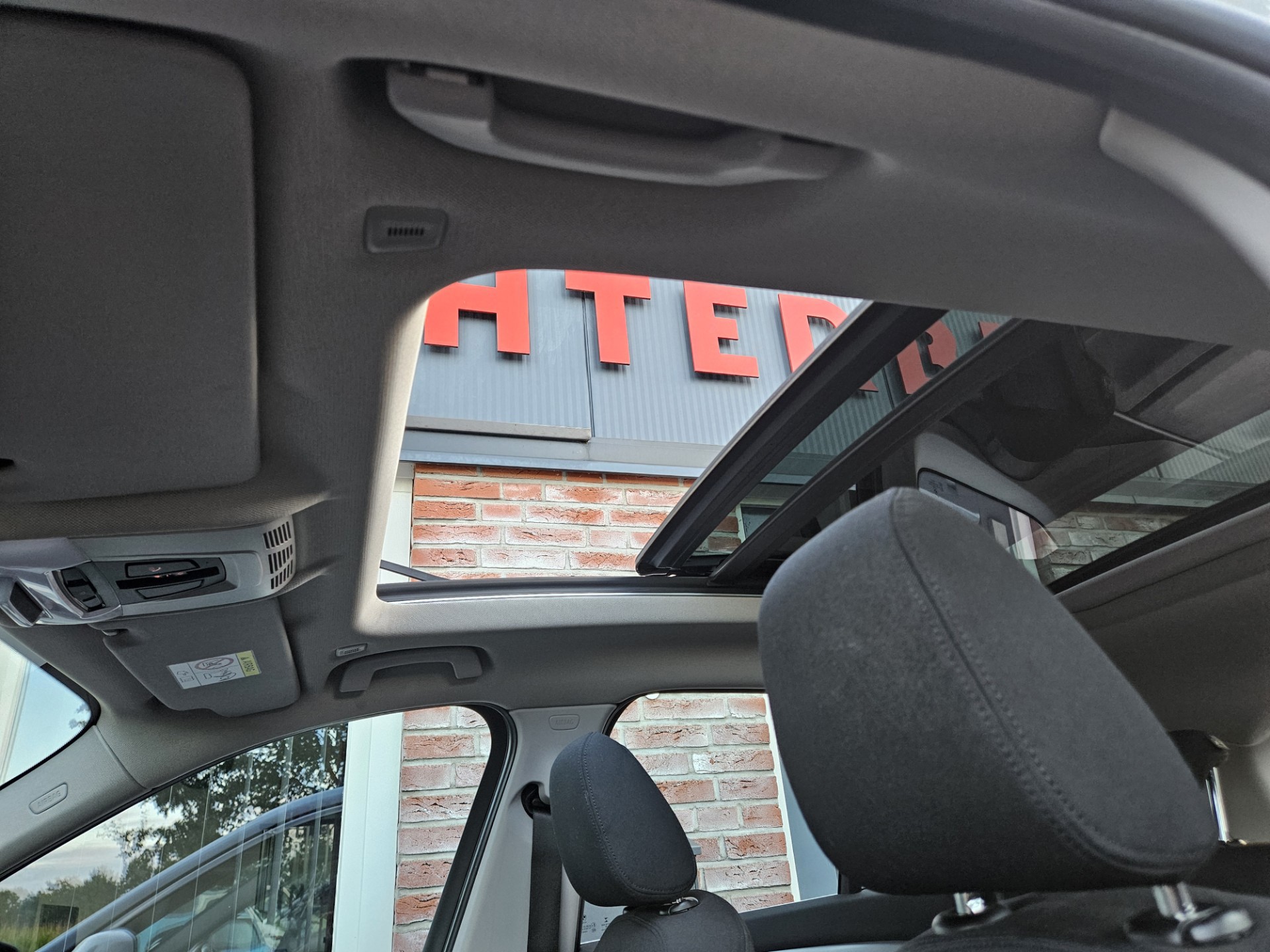 Foto van BMW X1 Xdrive20i