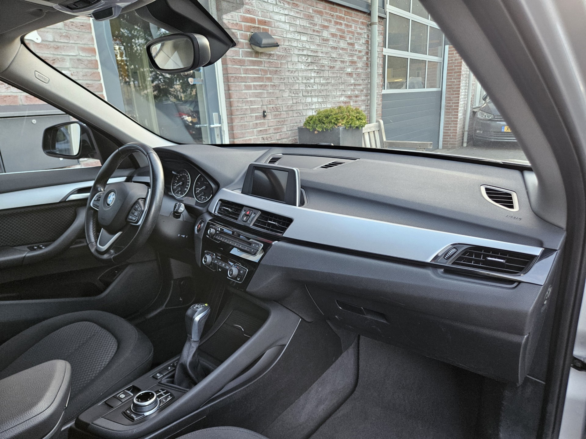 Foto van BMW X1 Xdrive20i