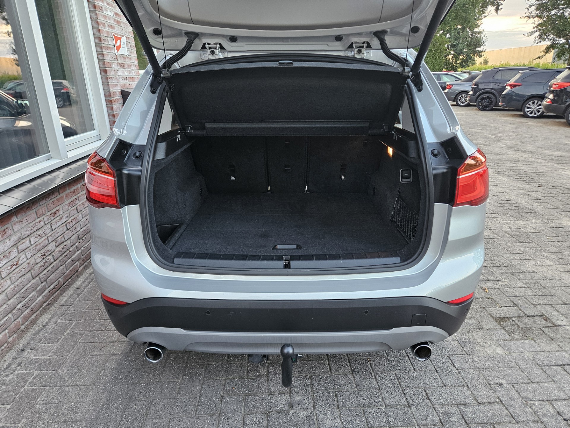 Foto van BMW X1 Xdrive20i