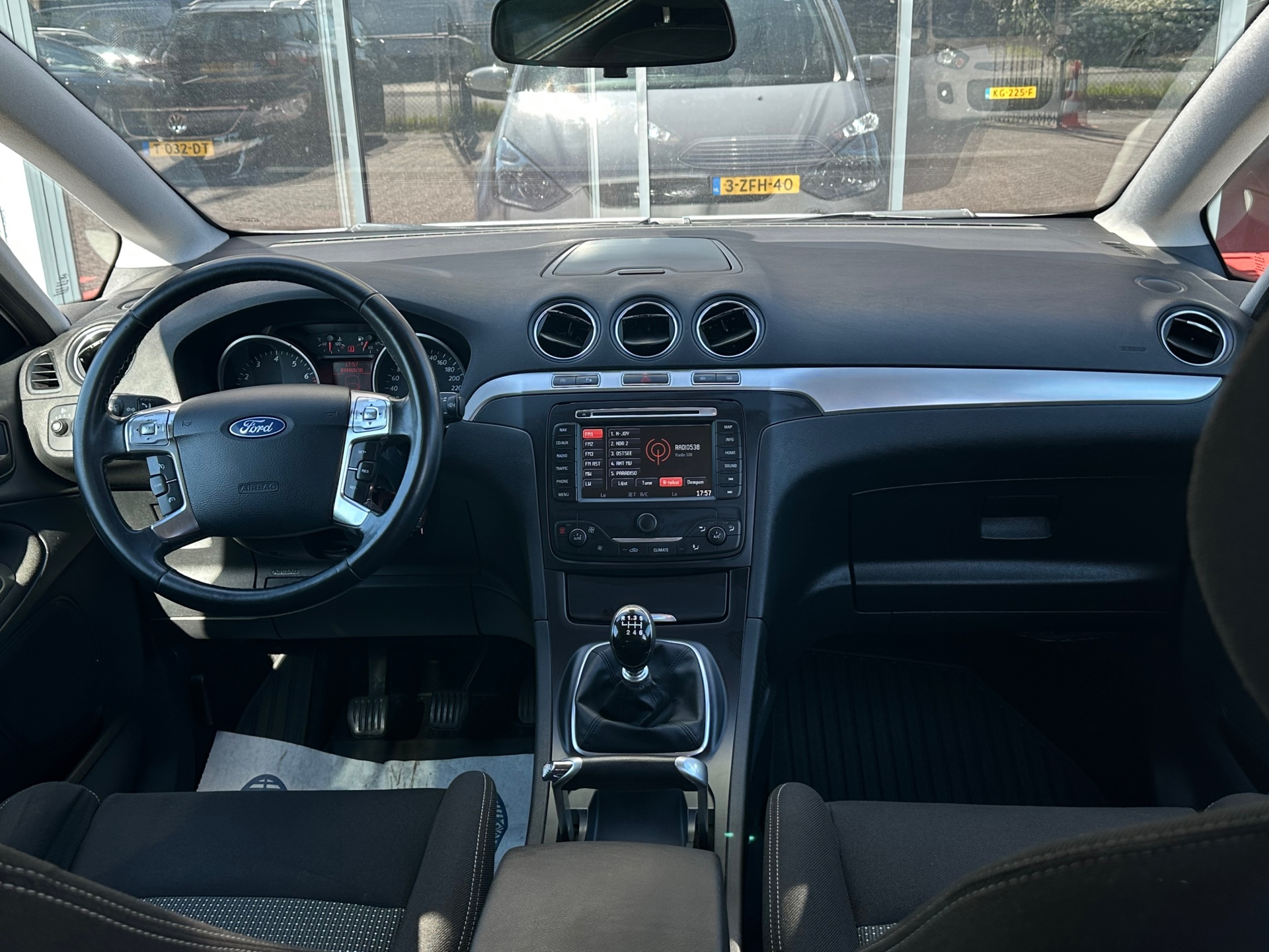 Foto van Ford S-max