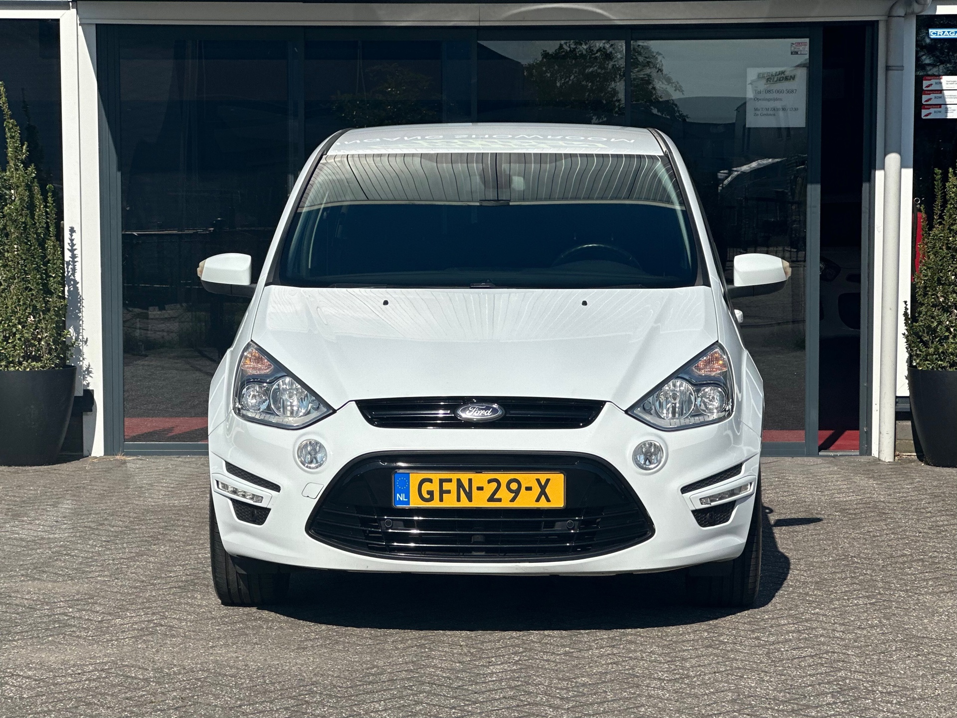 Foto van Ford S-max