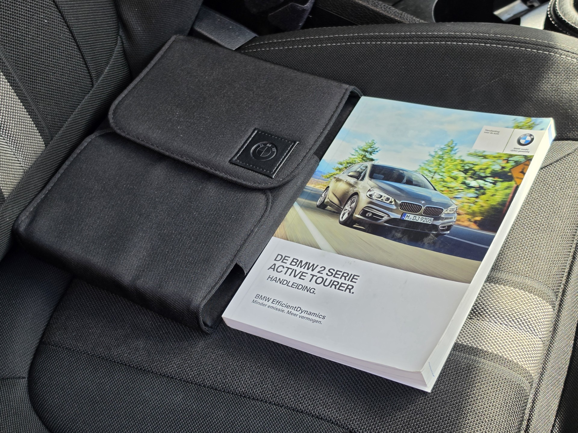 Foto van BMW 216i Active Tourer