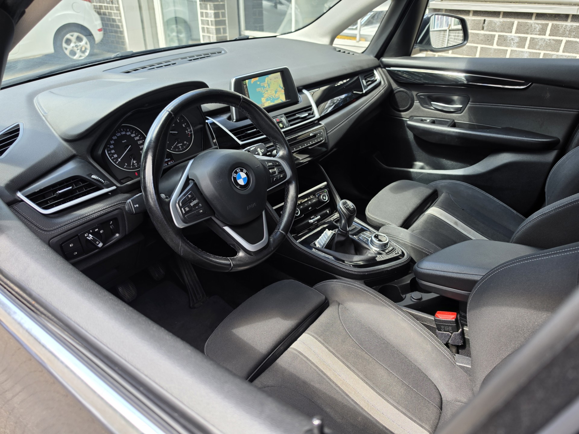 Foto van BMW 216i Active Tourer