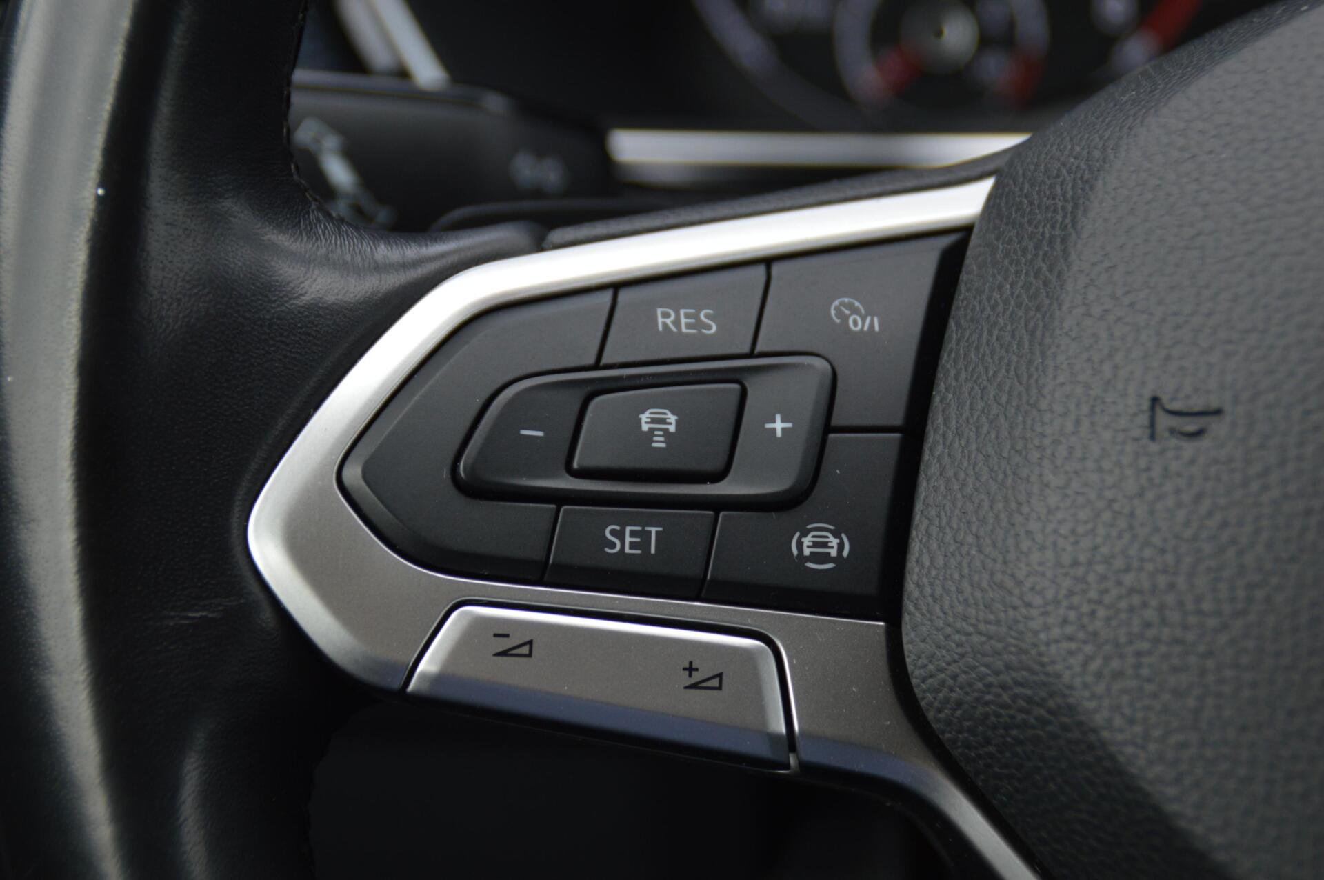 Foto van Volkswagen T-cross