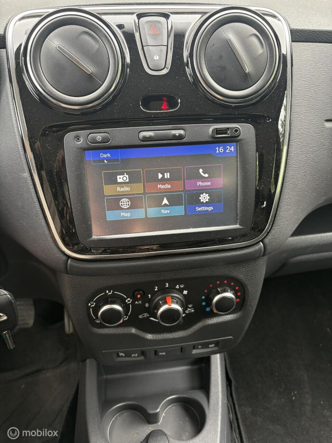 Foto van Dacia Lodgy