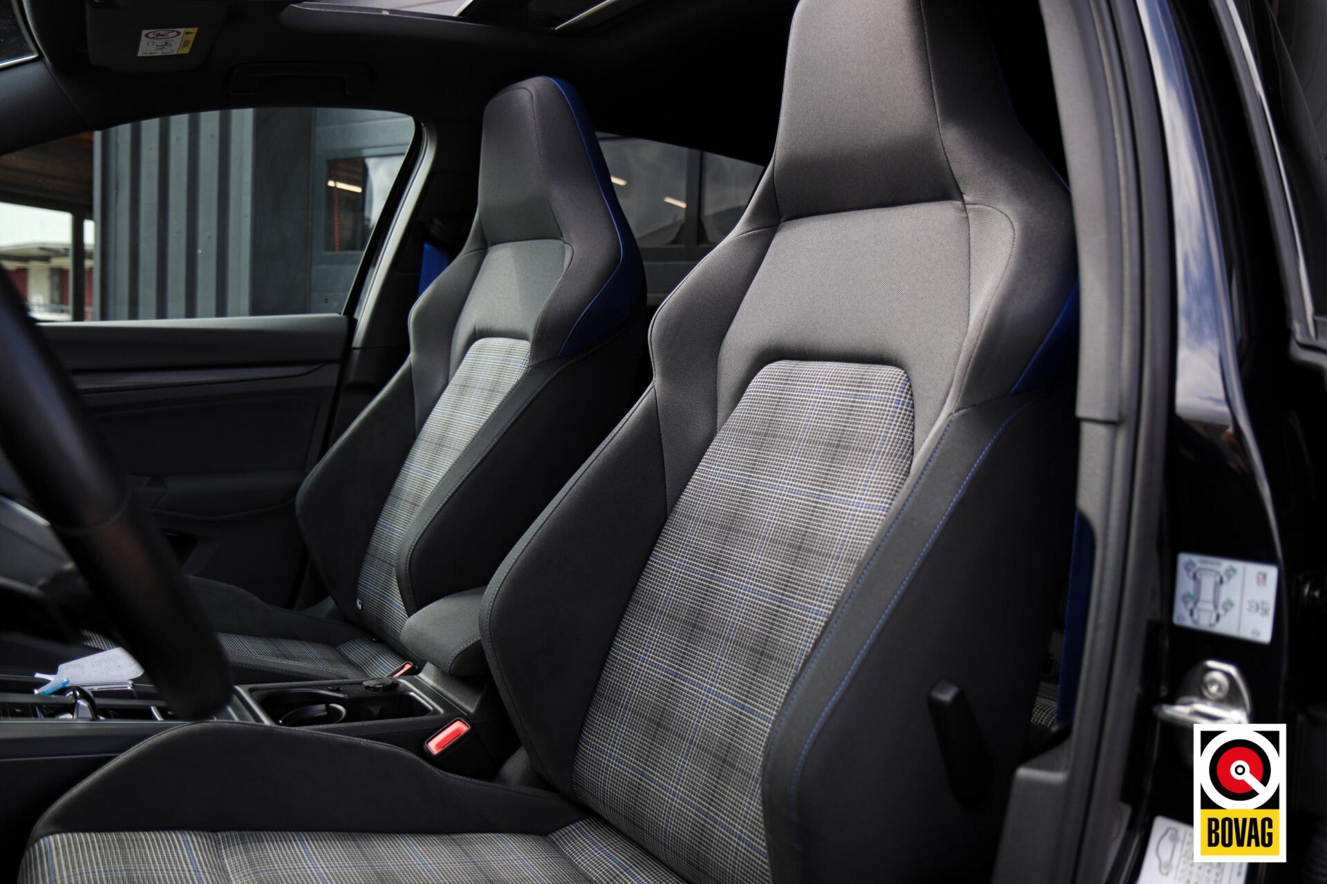 Foto van Volkswagen Golf GTE
