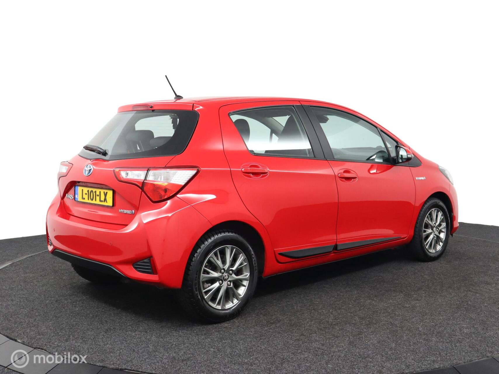 Foto van Toyota Toyota Yaris Hybrid