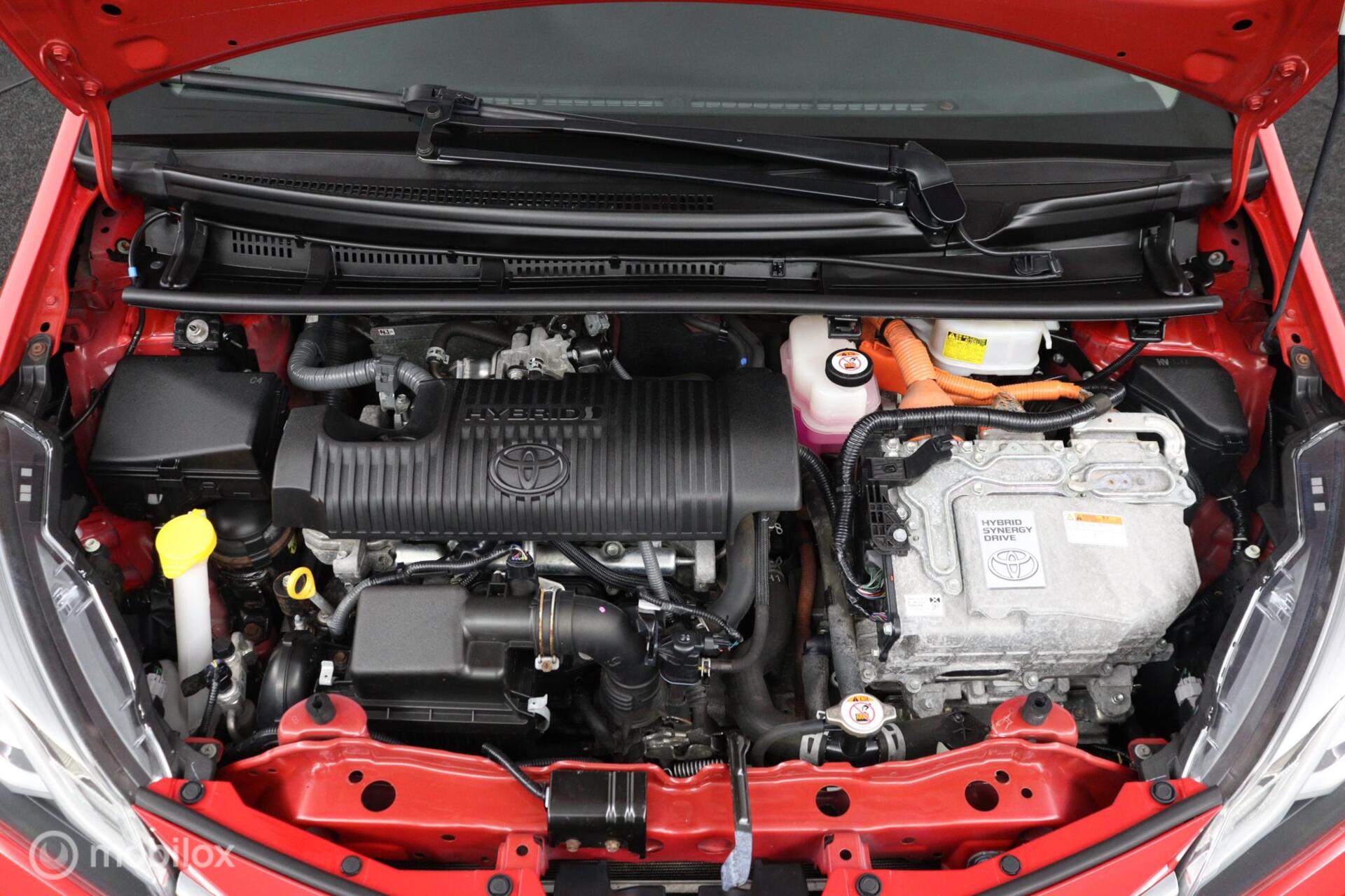 Foto van Toyota Toyota Yaris Hybrid