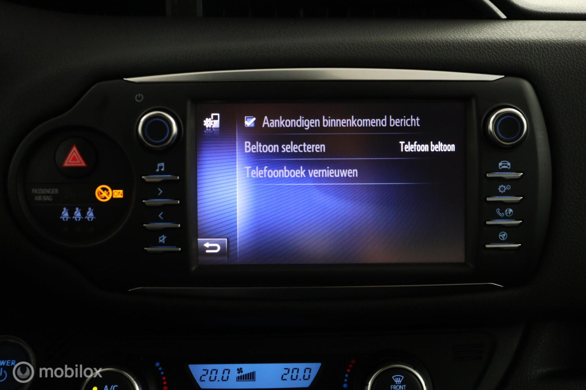 Foto van Toyota Toyota Yaris Hybrid