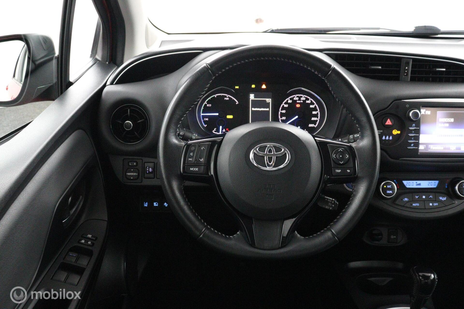 Foto van Toyota Toyota Yaris Hybrid