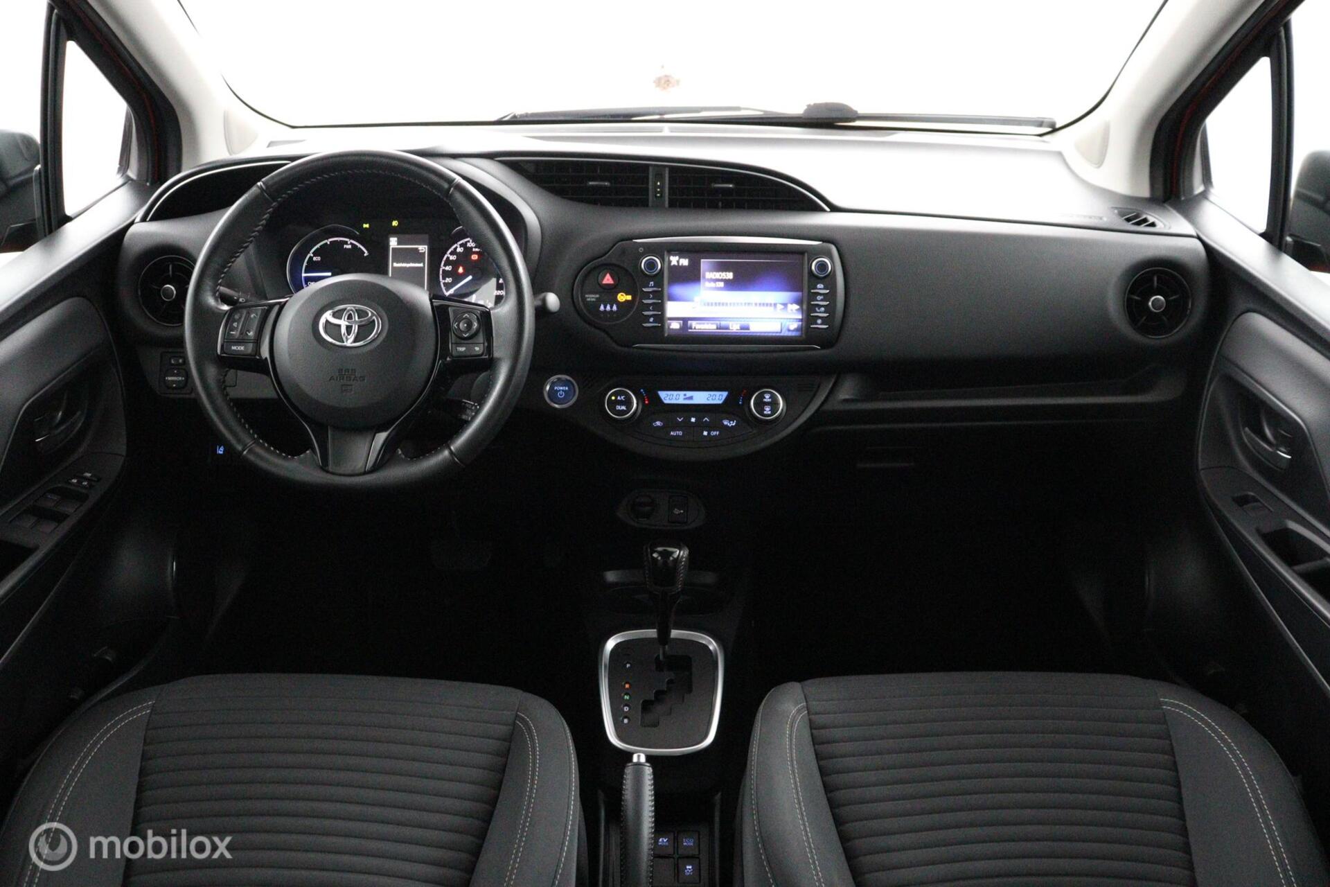 Foto van Toyota Toyota Yaris Hybrid