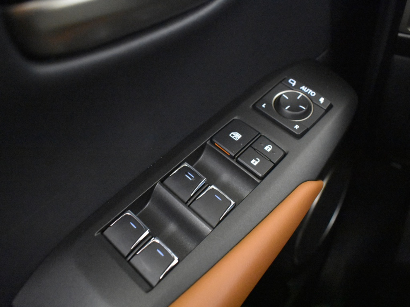 Foto van Lexus Lexus Nx300h