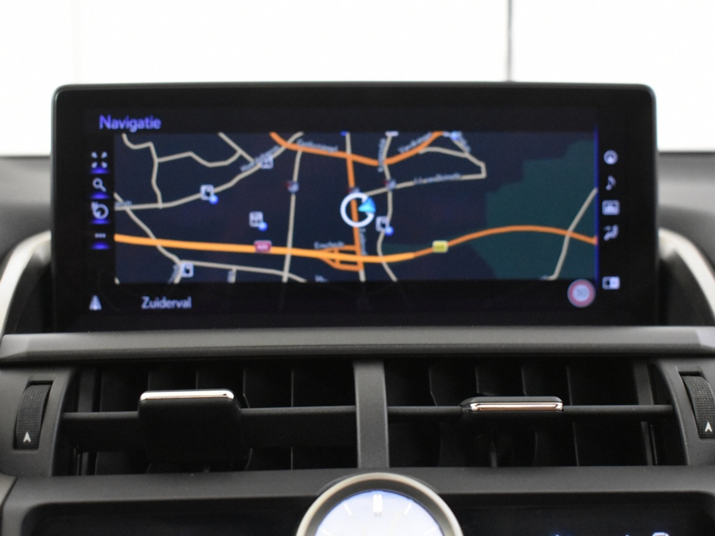 Foto van Lexus Lexus Nx300h