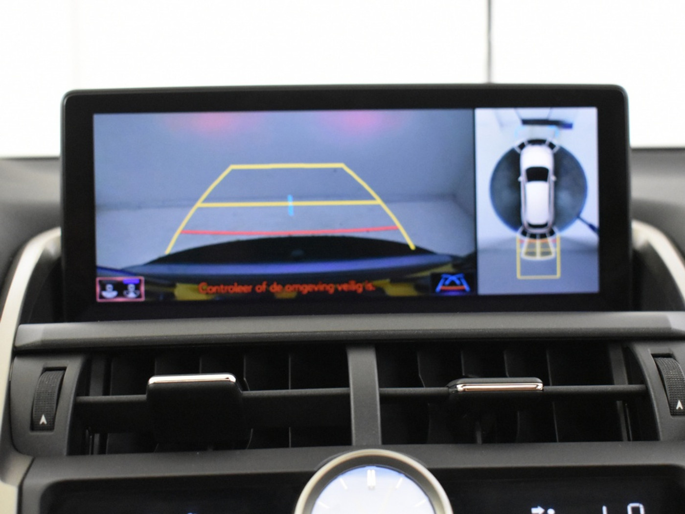 Foto van Lexus Lexus Nx300h