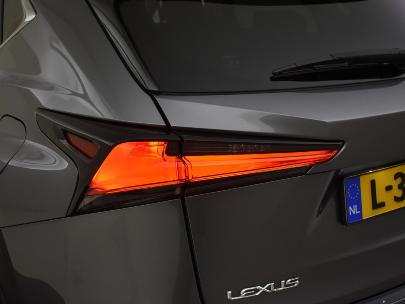 Foto van Lexus Lexus Nx300h