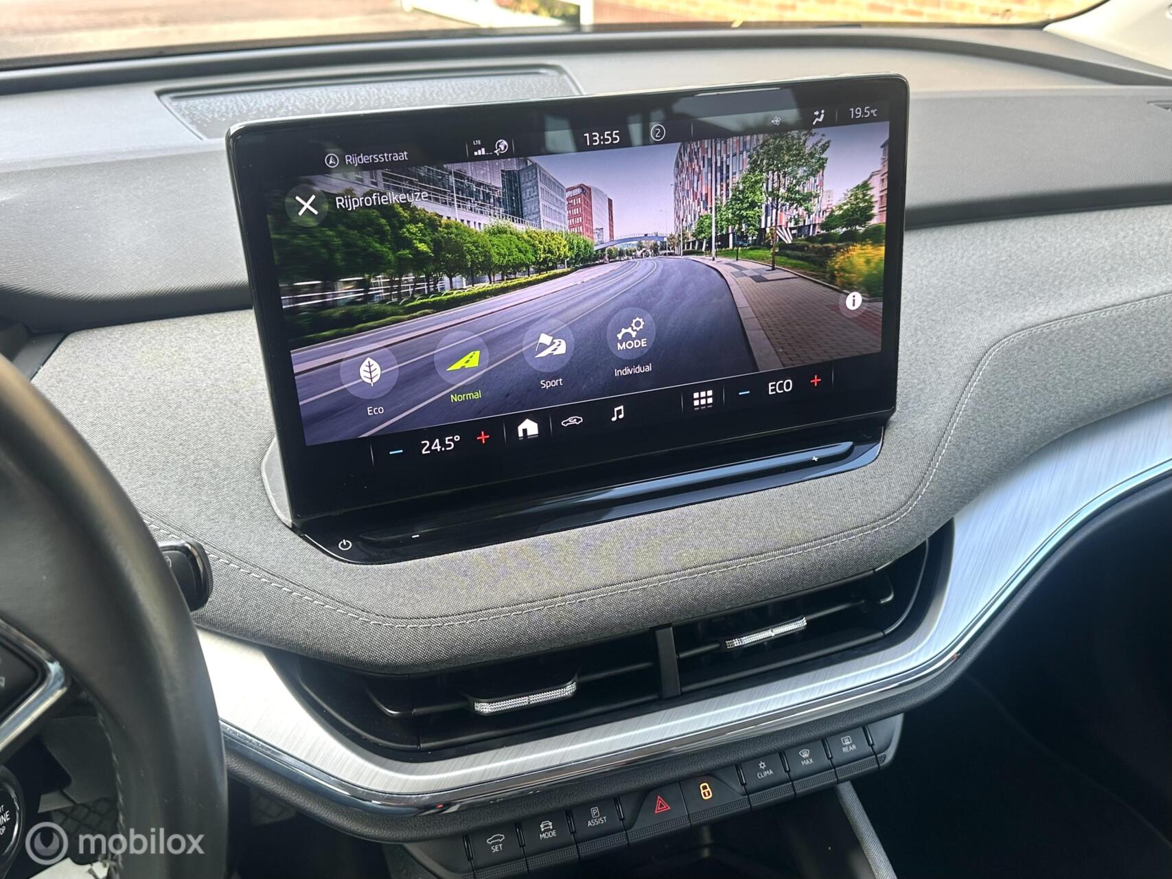 Foto van Skoda Enyaq 80