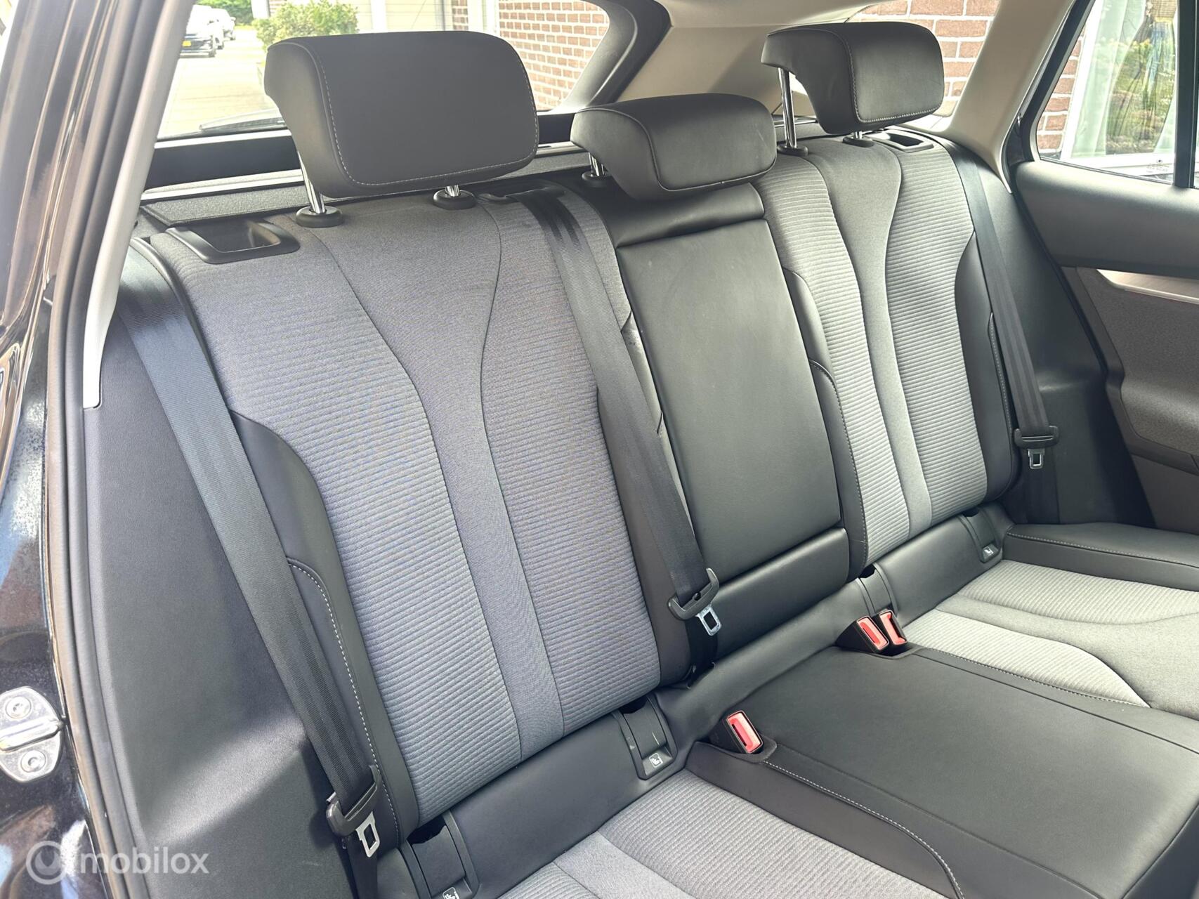 Foto van Skoda Enyaq 80
