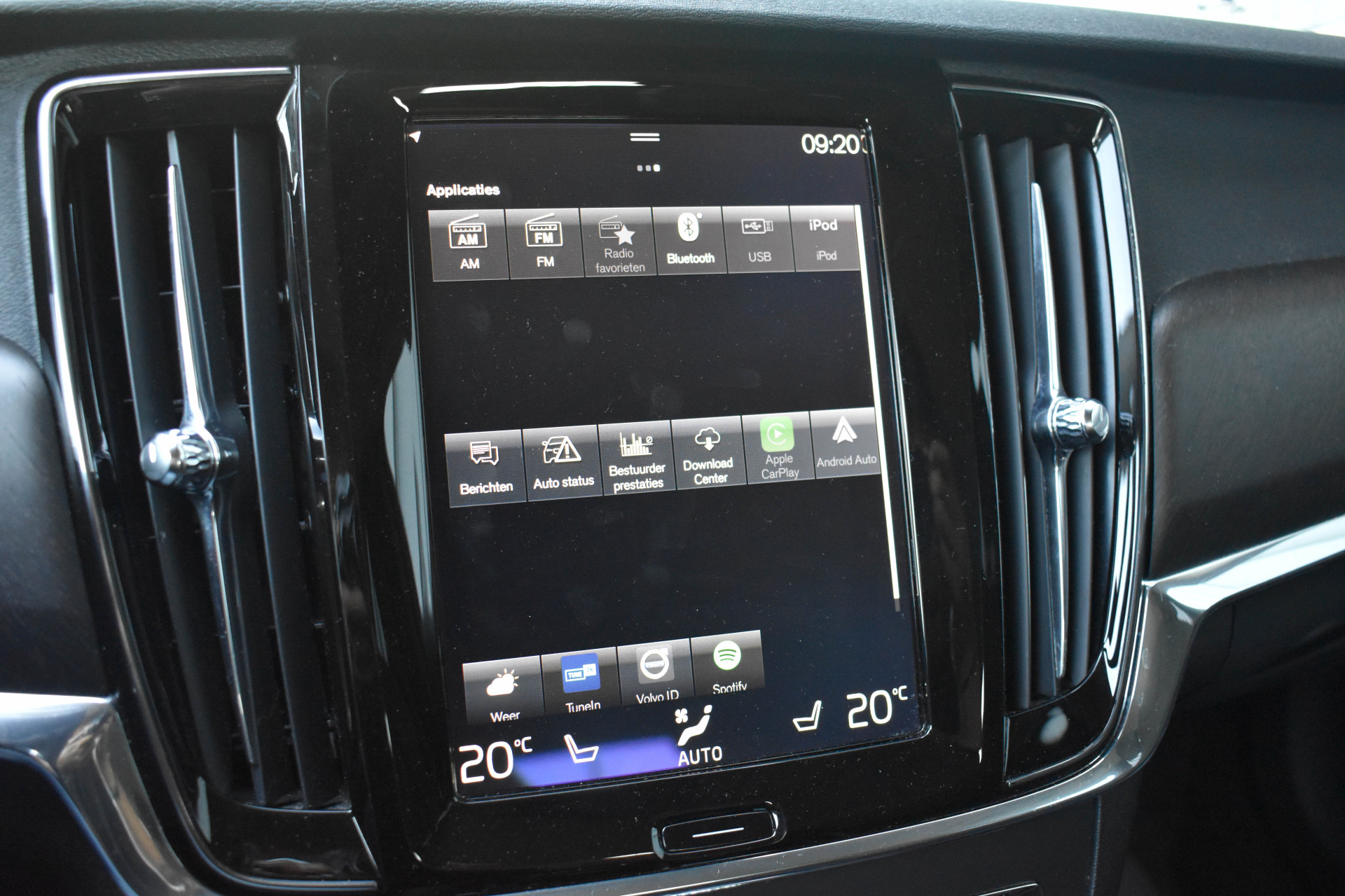 Foto van Volvo V90 Cross Country