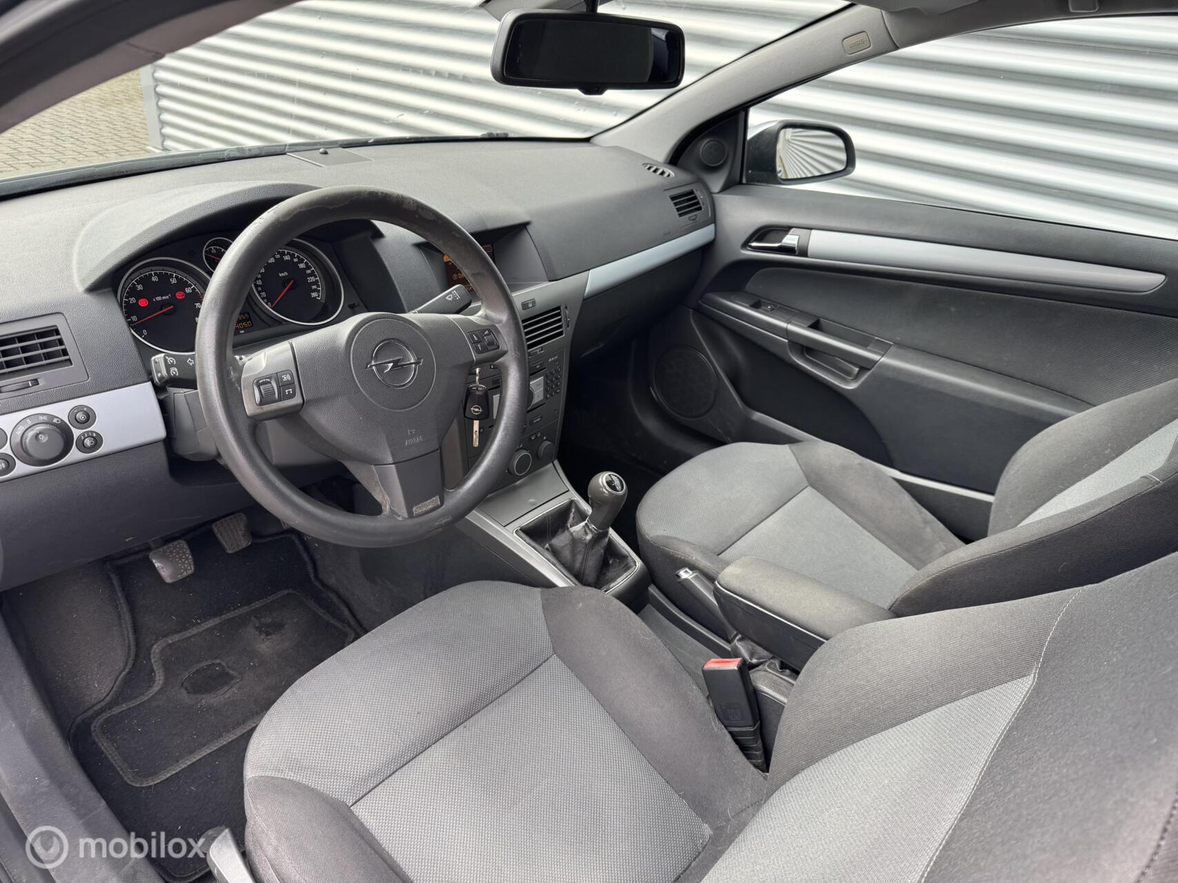 Foto van Opel Astra GTC