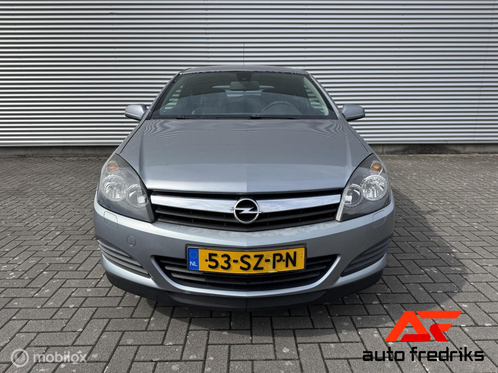 Foto van Opel Astra GTC