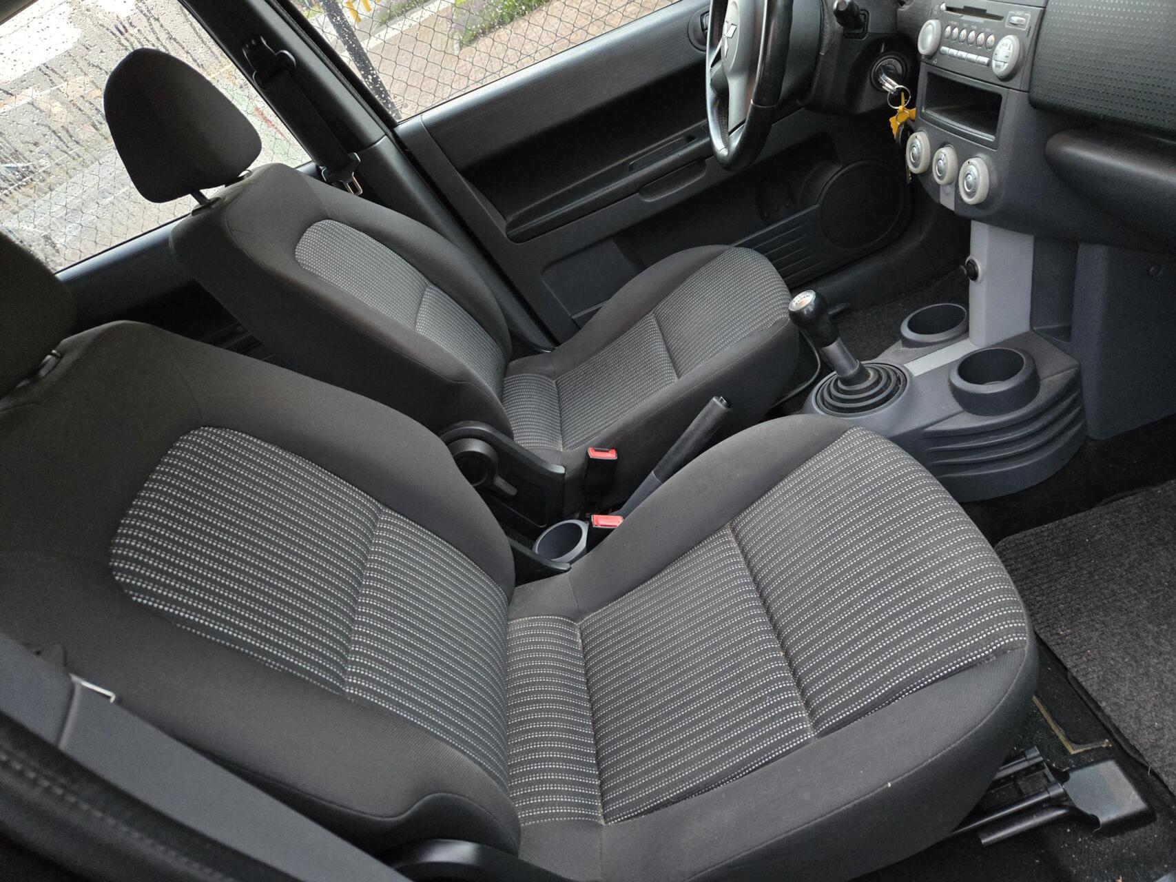 Foto van Mitsubishi Mitsubishi Colt