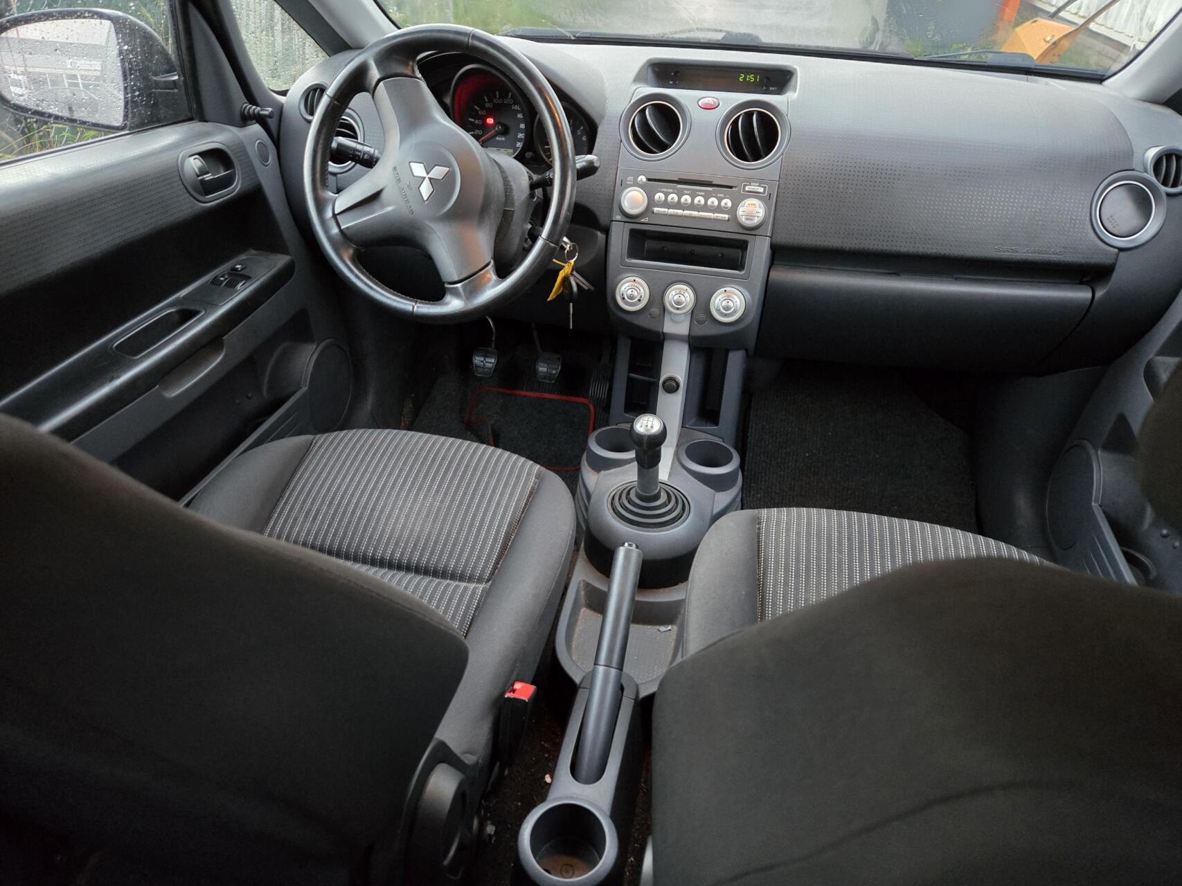 Foto van Mitsubishi Mitsubishi Colt