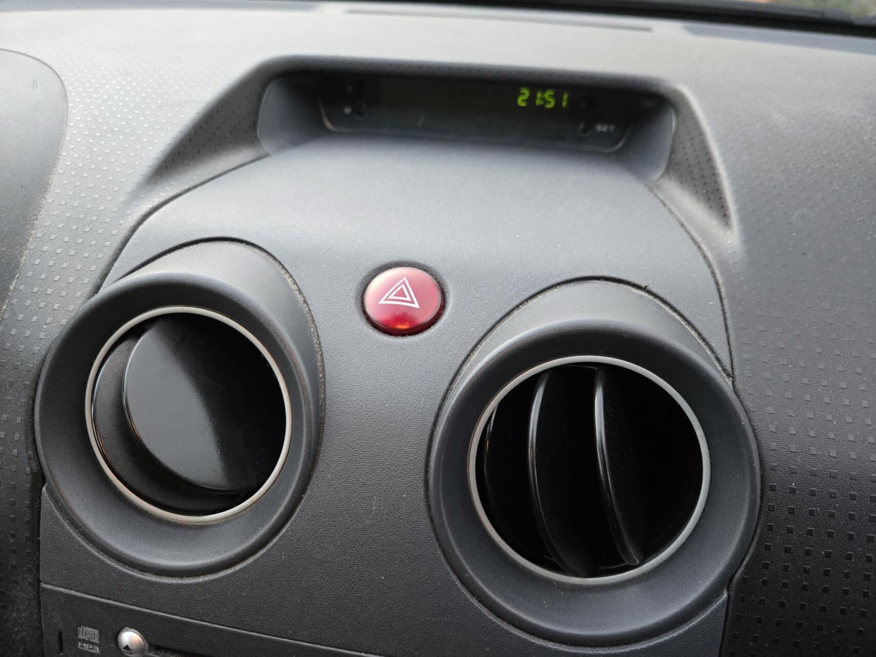 Foto van Mitsubishi Mitsubishi Colt