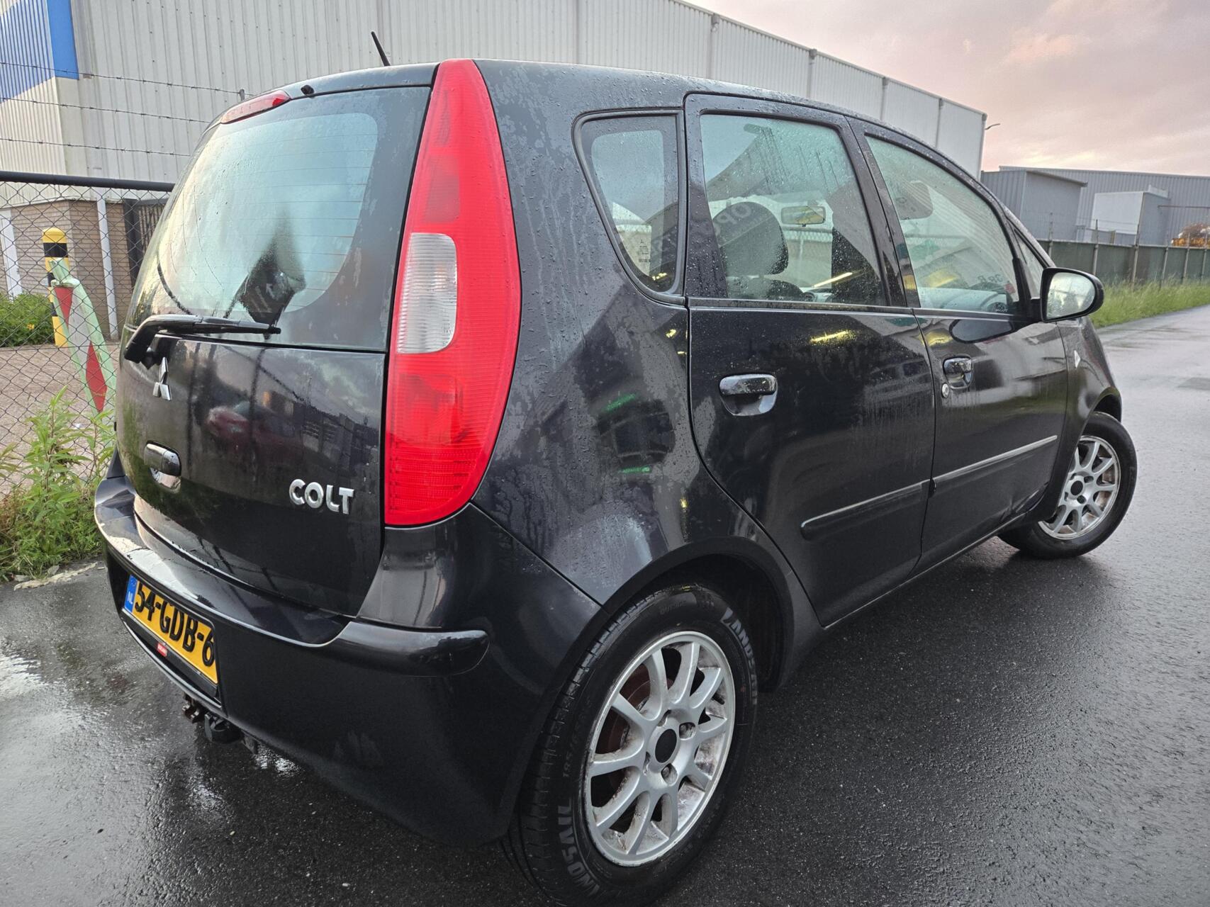 Foto van Mitsubishi Mitsubishi Colt
