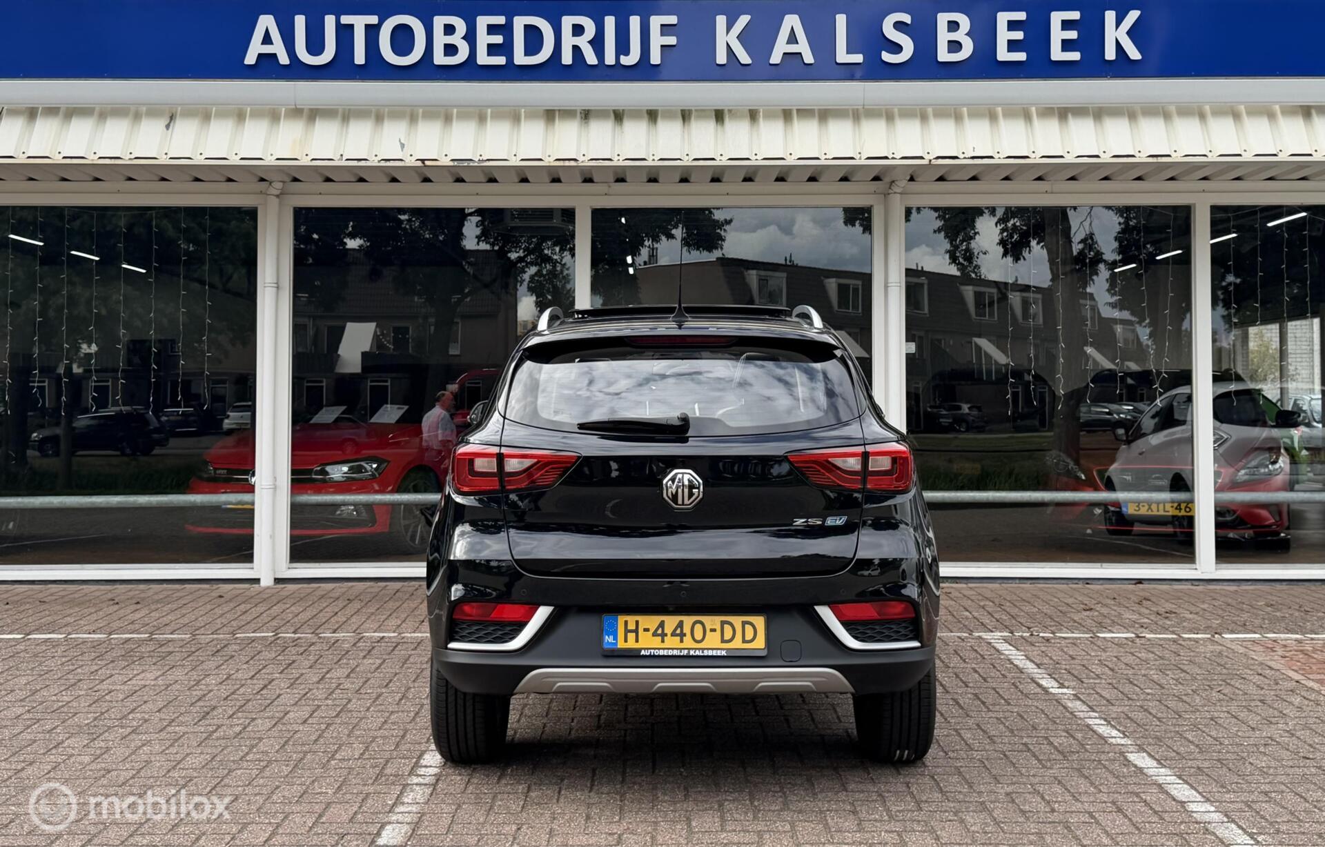 Foto van MG MG ZS Ev