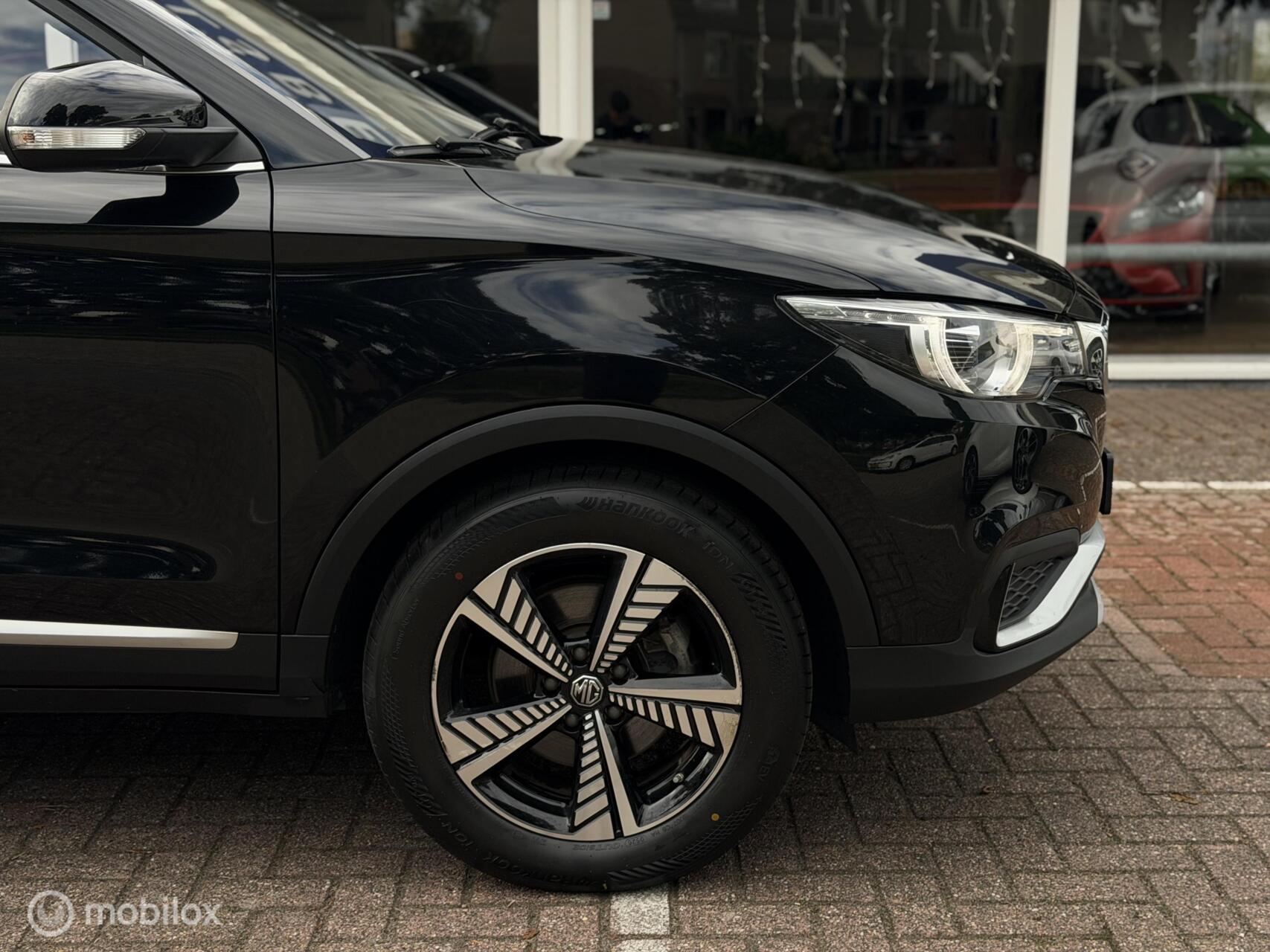 Foto van MG MG ZS Ev